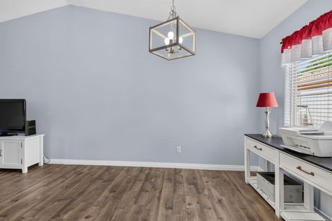 Tiny photo for 1360 E Telegraph ST #5, Washington, UT 84780 (MLS # 26-274066)