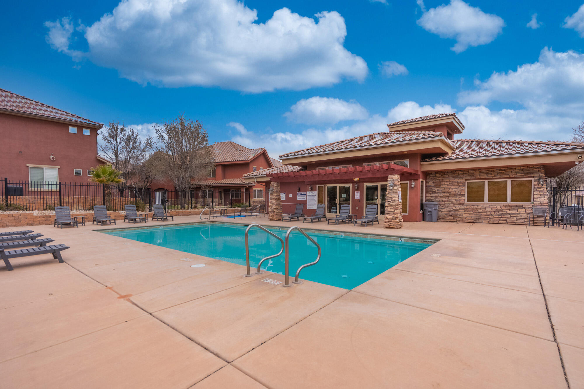 VILLAS AT SIENNA HILLS - Residential