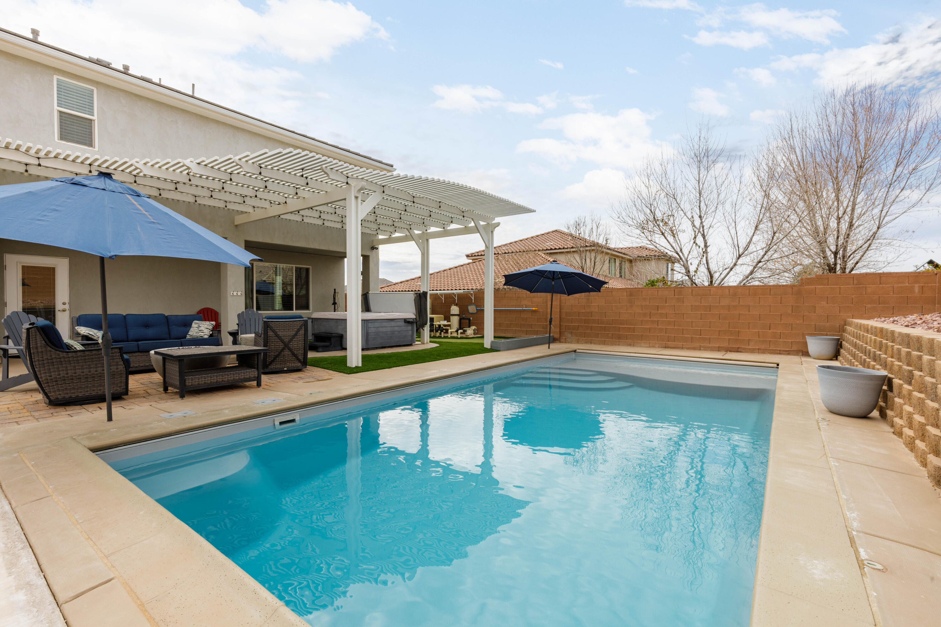 OAKWOOD ESTATES - Residential