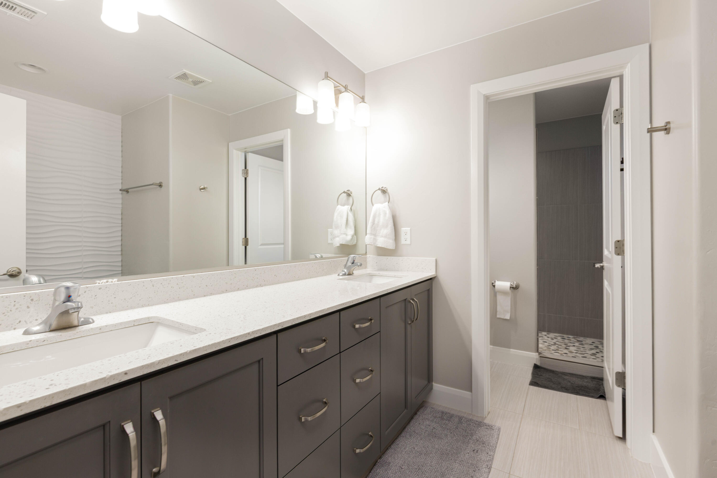 OAKWOOD ESTATES - Residential