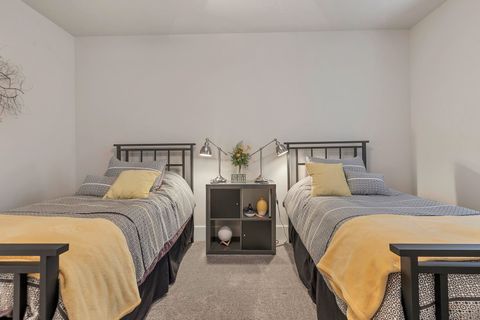 Tiny photo for 188 S Eastridge DR, Saint George, UT 84790 (MLS # 26-271485)