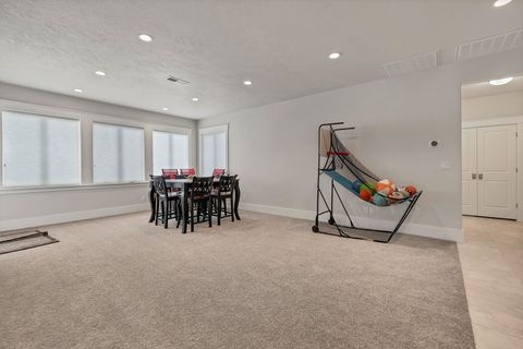 Tiny photo for 188 S Eastridge DR, Saint George, UT 84790 (MLS # 26-271485)