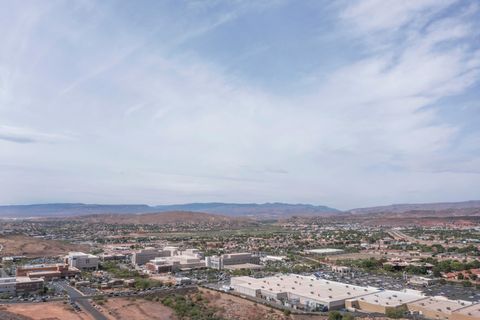 Tiny photo for 188 S Eastridge DR, Saint George, UT 84790 (MLS # 26-271485)