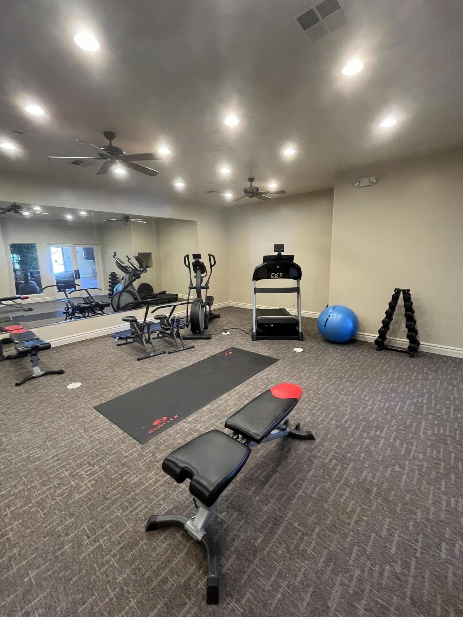 BELLA TERRAZZA AT SUNBROOK - Residential