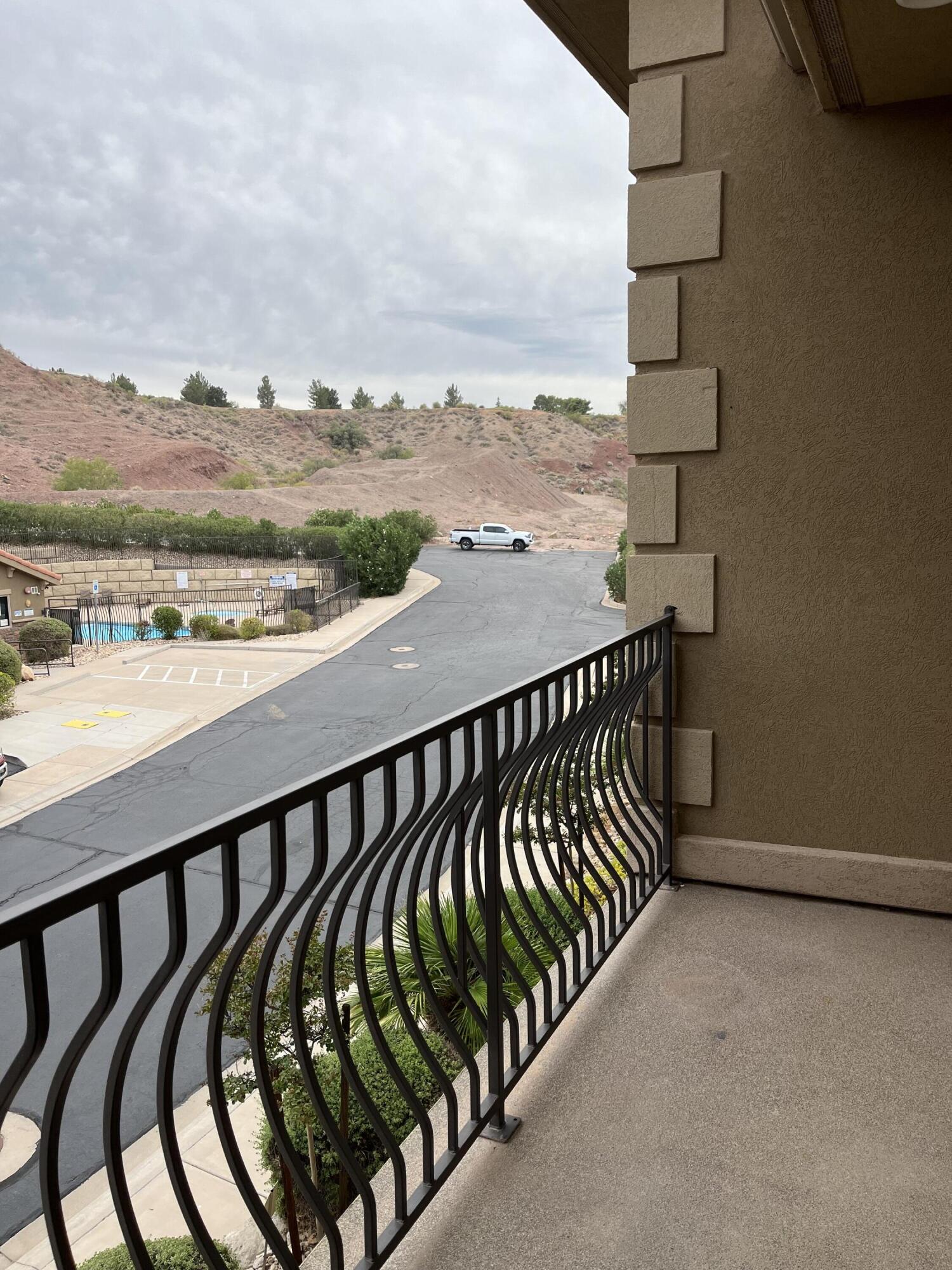 BELLA TERRAZZA AT SUNBROOK - Residential