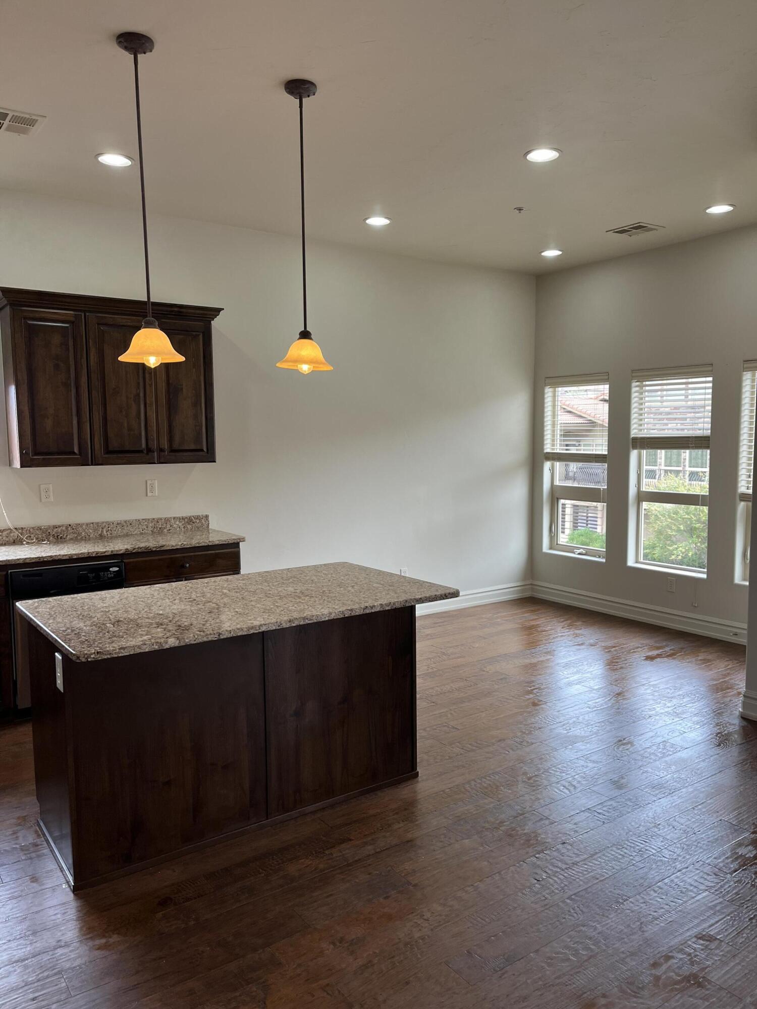 BELLA TERRAZZA AT SUNBROOK - Residential