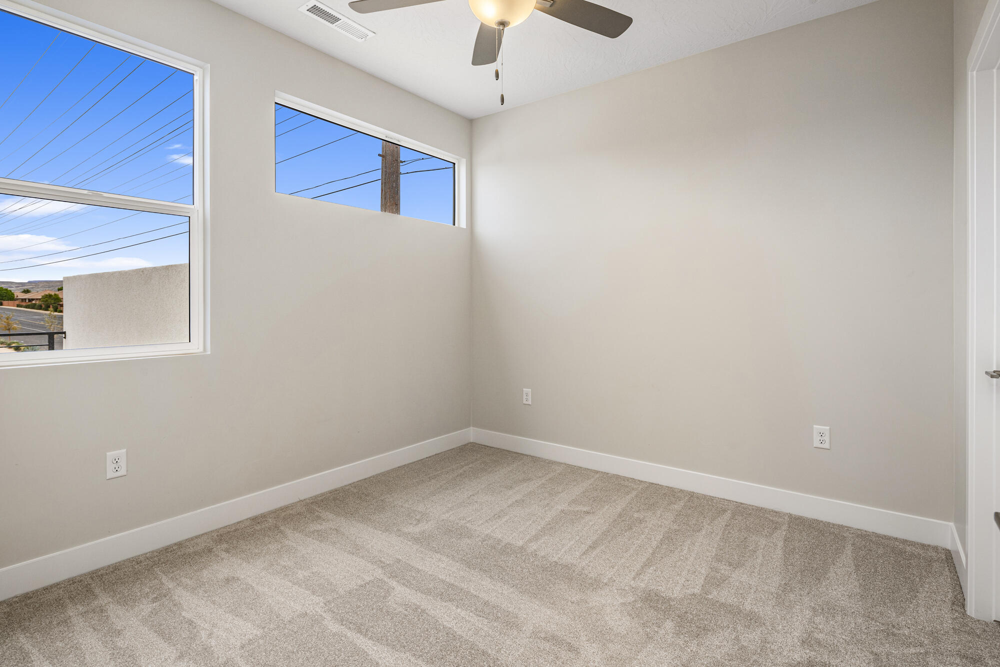 EAGLE POINTE - Residential