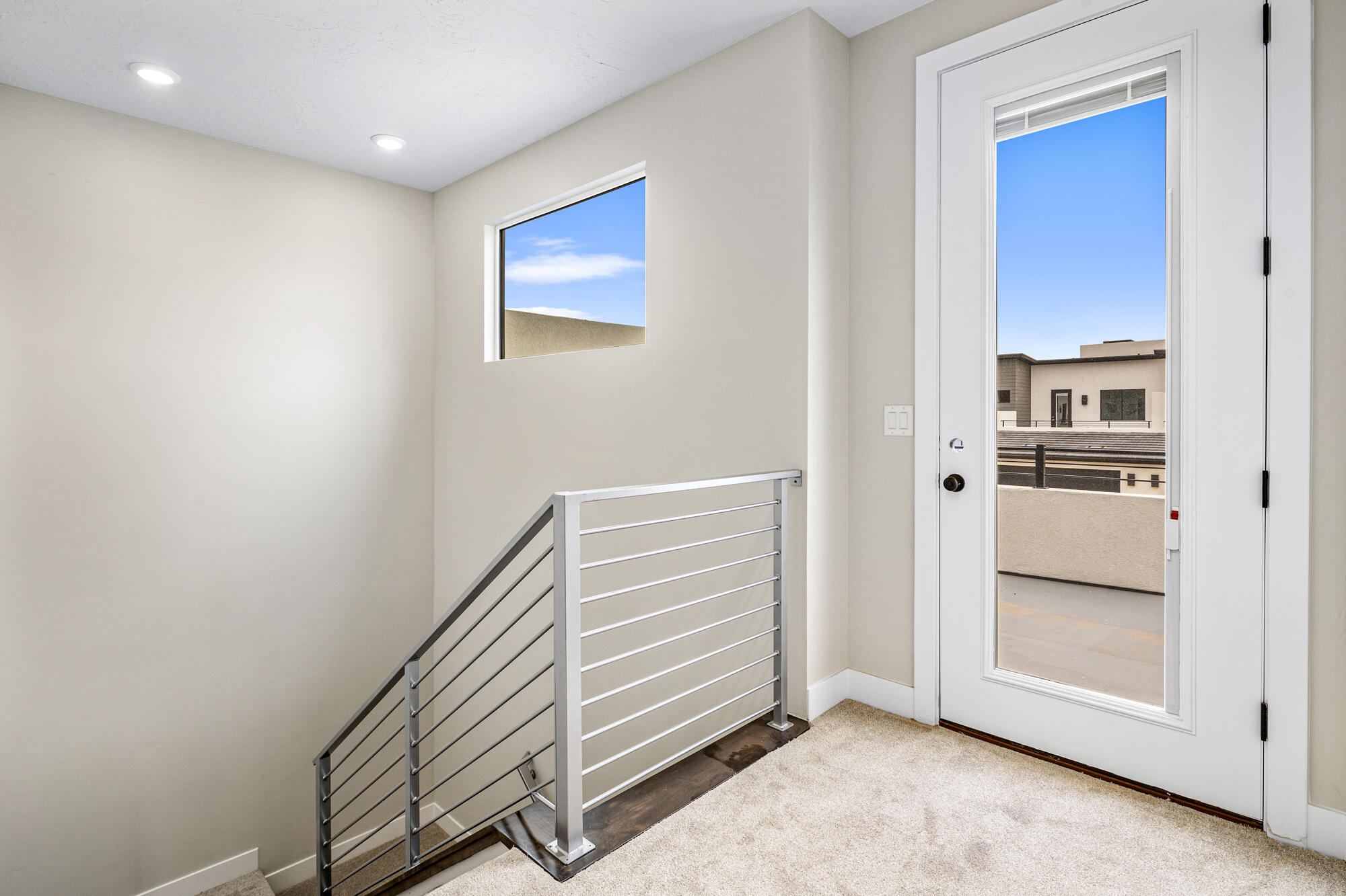 EAGLE POINTE - Residential