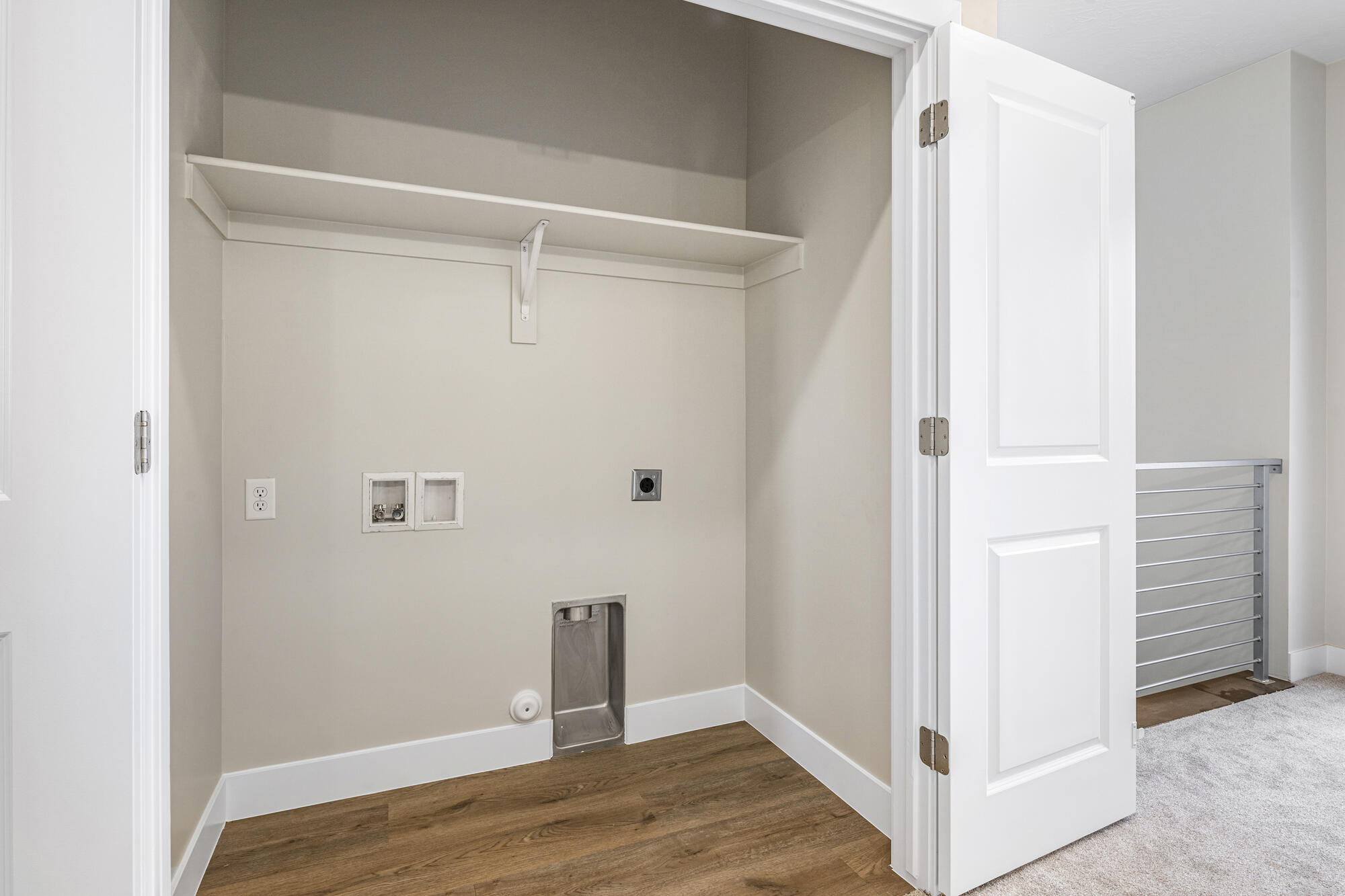 EAGLE POINTE - Residential