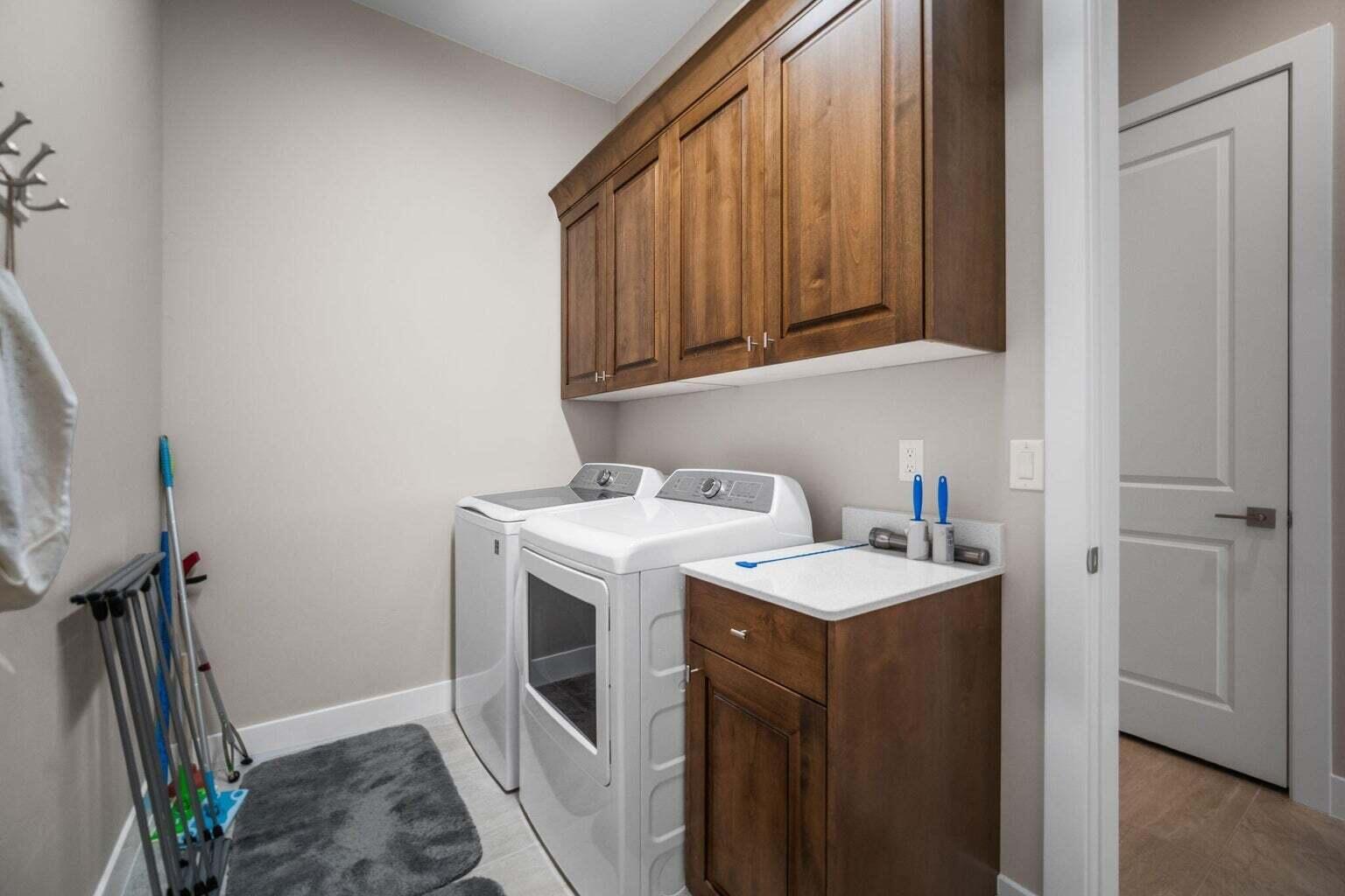 VILLAS AT SUN RIVER - Residential