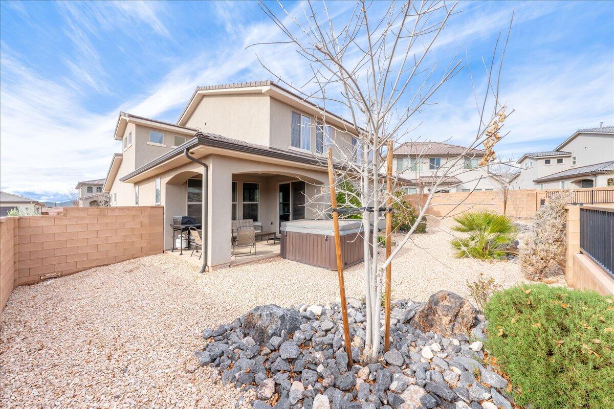 PASEOS AT SIENNA HILLS - Residential