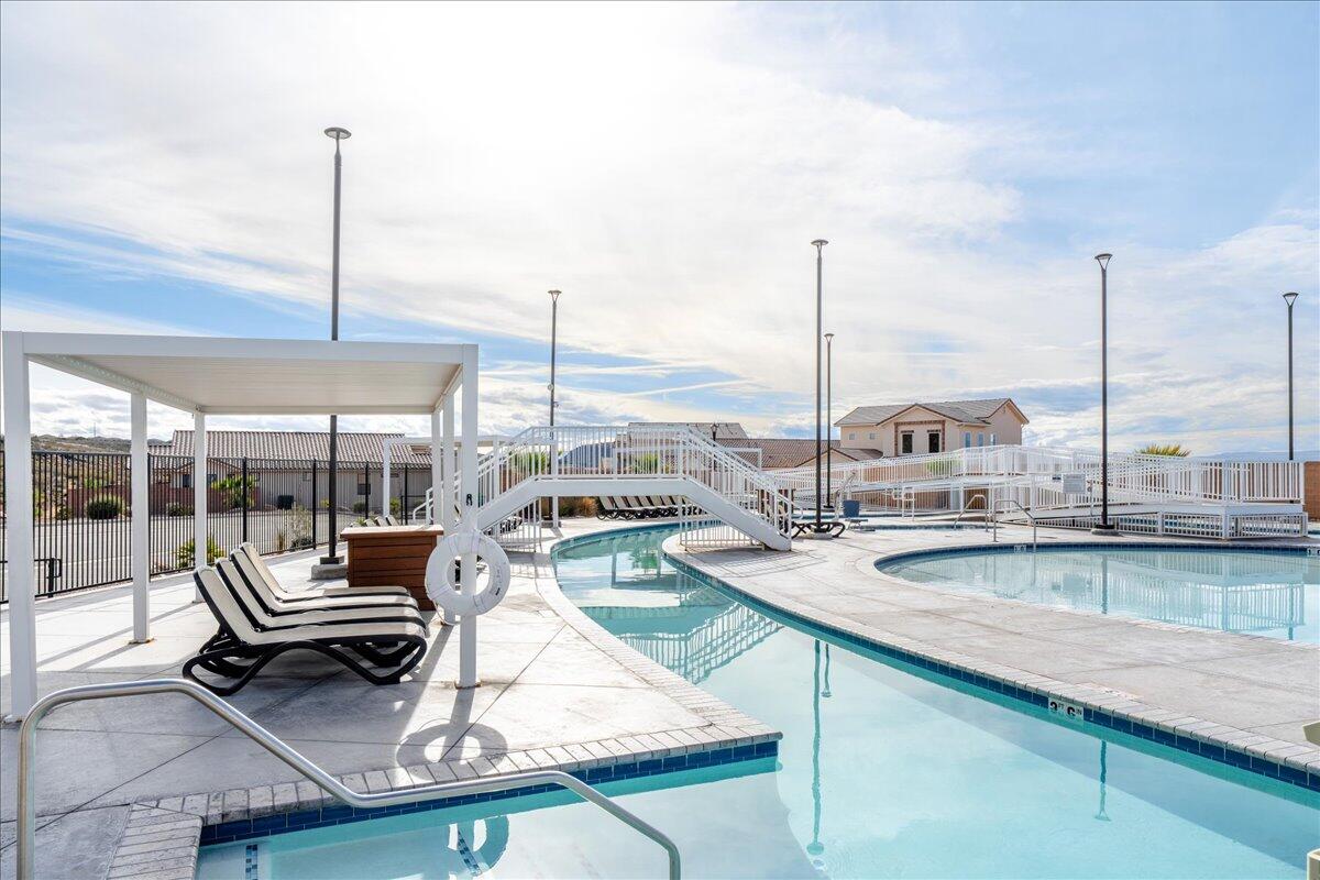 PASEOS AT SIENNA HILLS - Residential