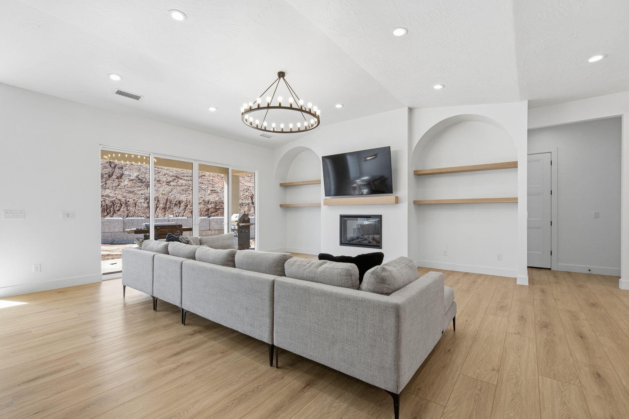 SCENIC SUNRISE - Residential