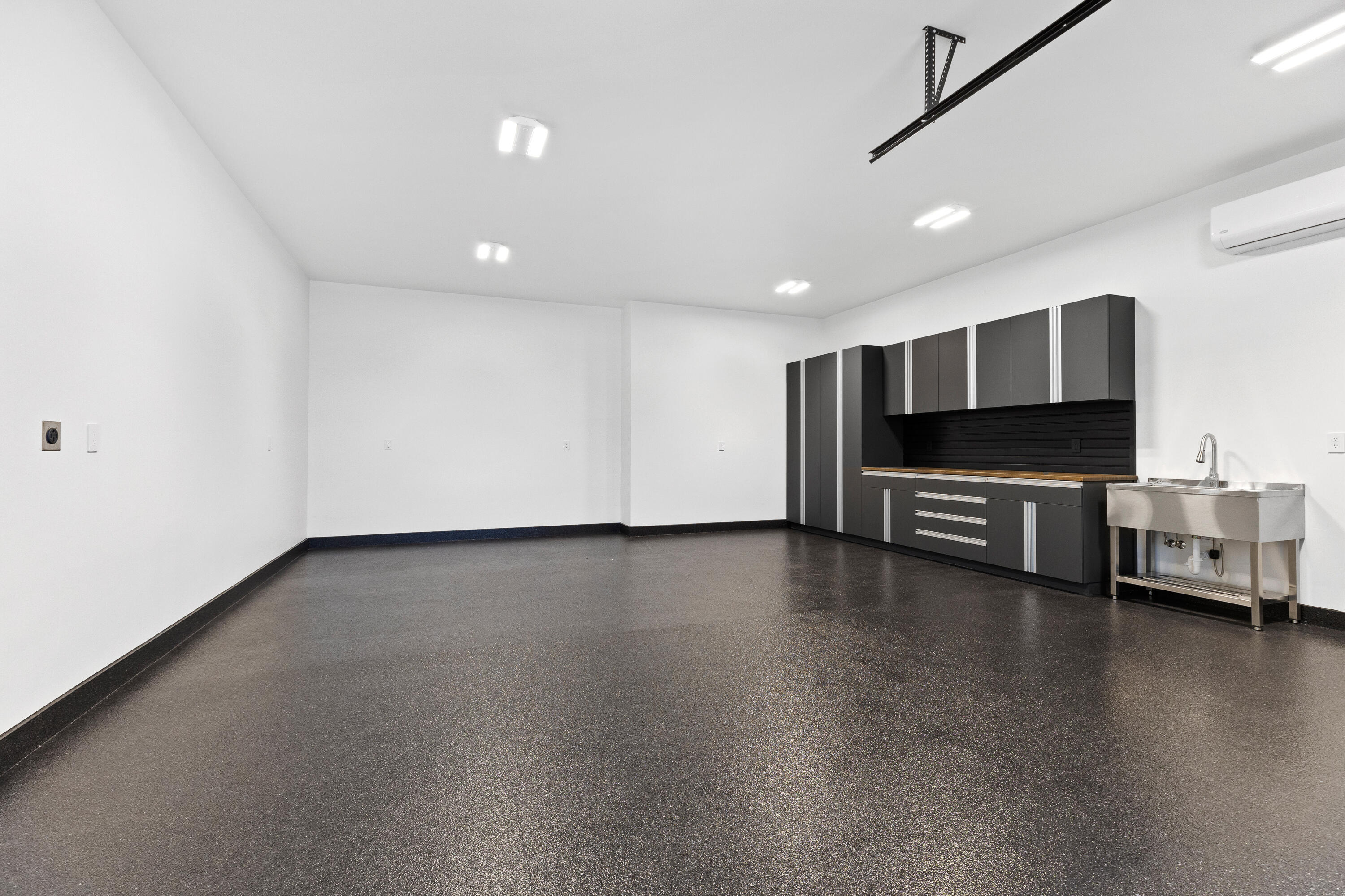 WESTGATE HILLS - Residential
