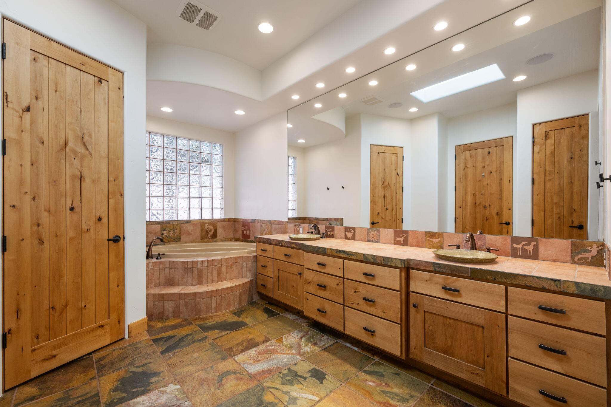 KACHINA SPRINGS EAST AT ENTRADA - Residential