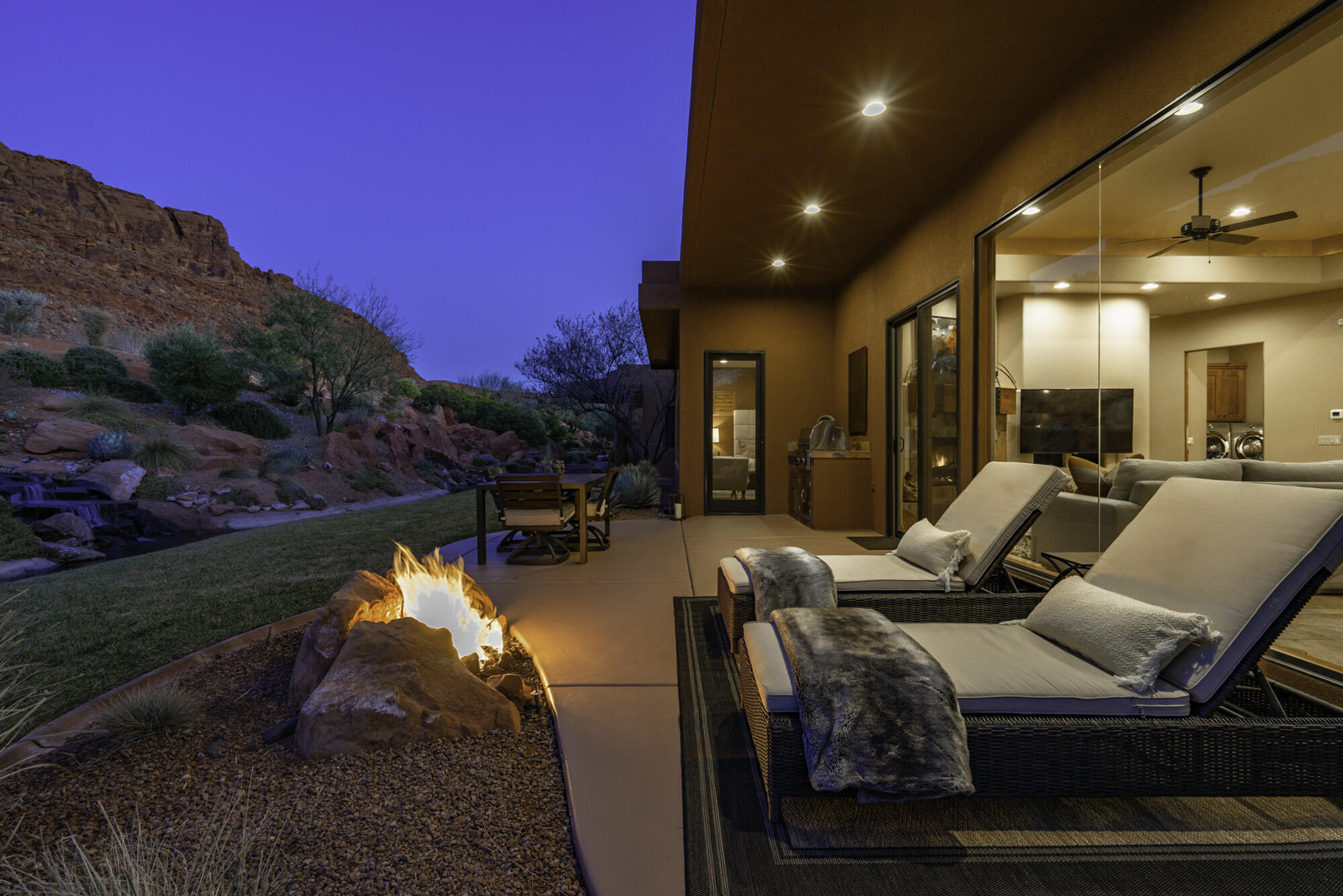 KACHINA SPRINGS EAST AT ENTRADA - Residential