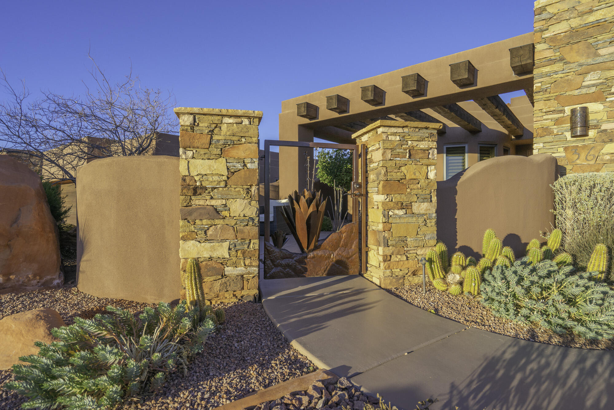 KACHINA SPRINGS EAST AT ENTRADA - Residential