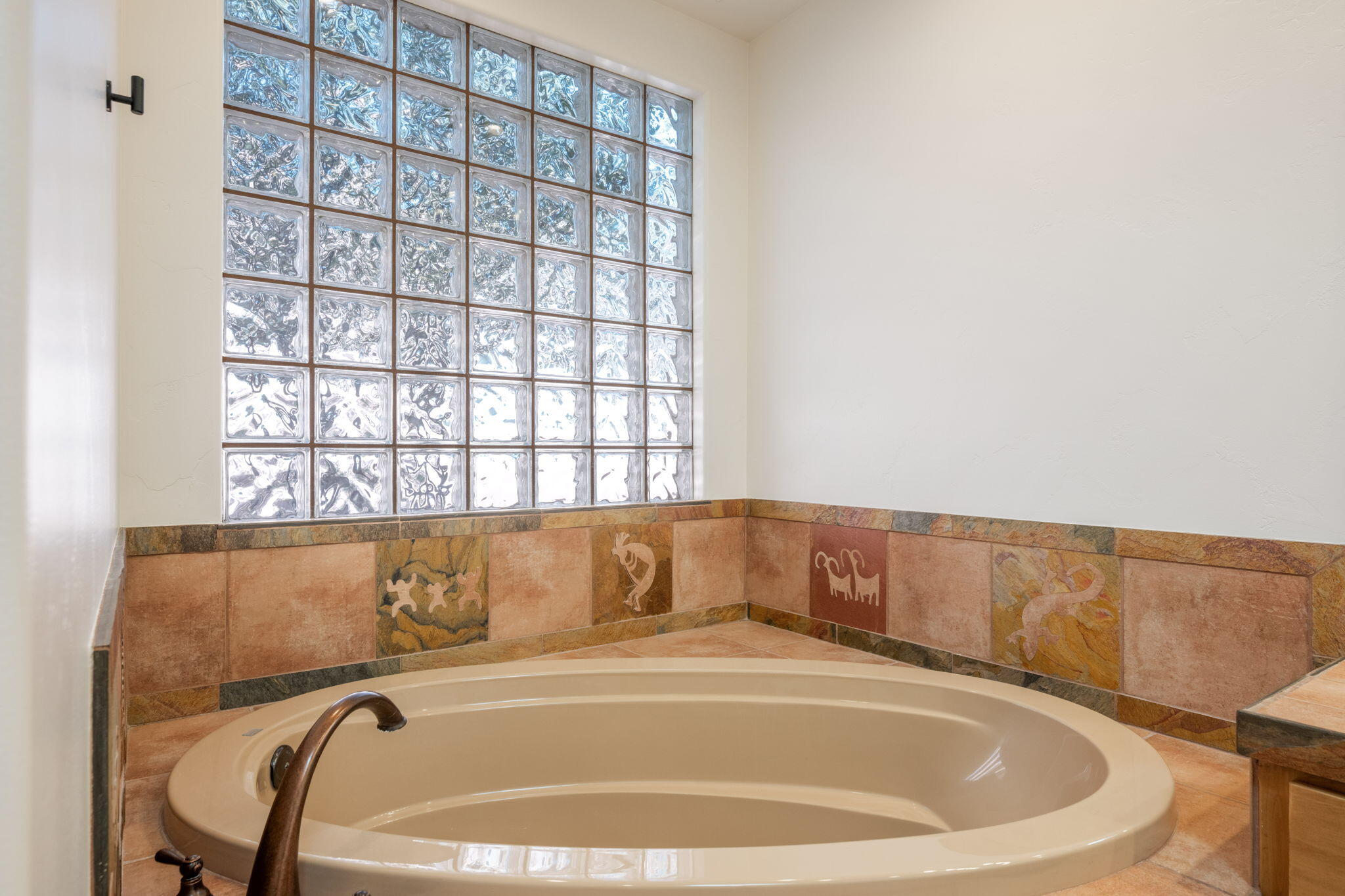 KACHINA SPRINGS EAST AT ENTRADA - Residential
