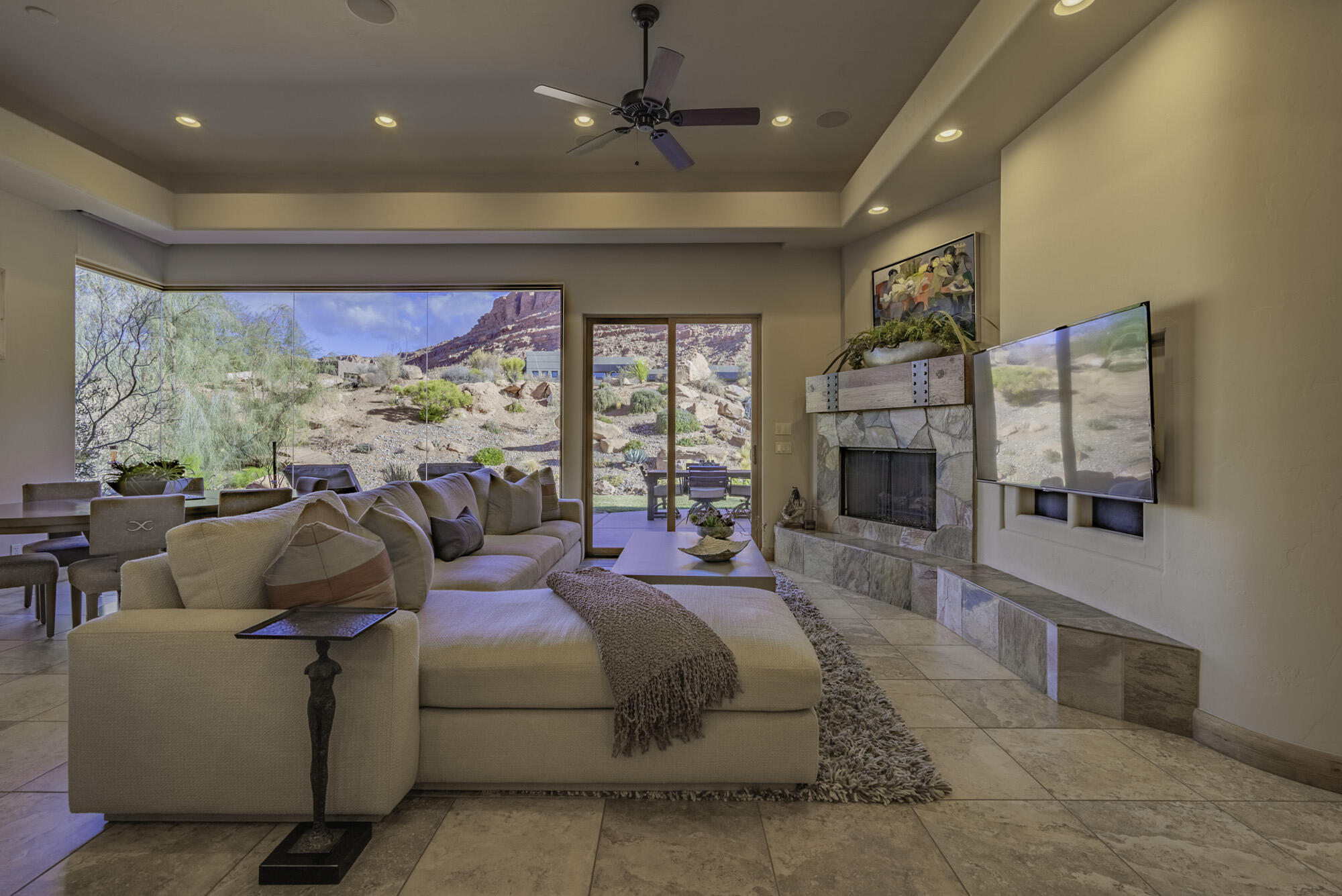KACHINA SPRINGS EAST AT ENTRADA - Residential