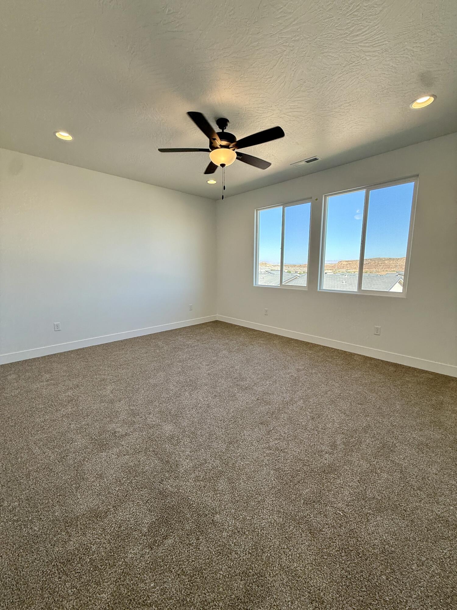 DESERT RESERVE - Residential