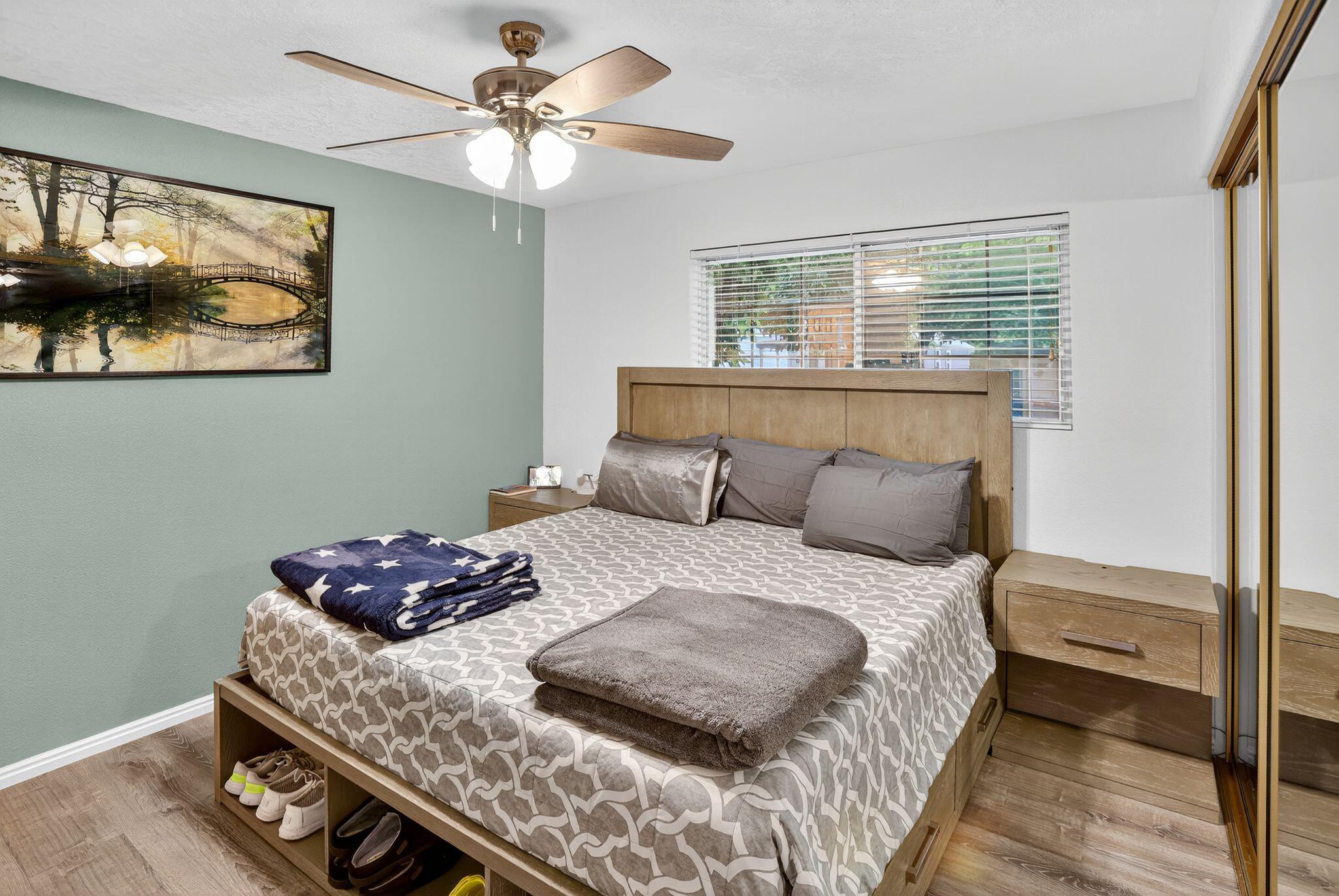 HARRISBURG LAKESIDE ESTATES - Residential