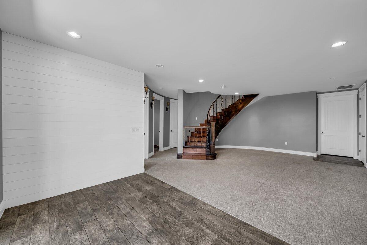 ESCALERA - Residential