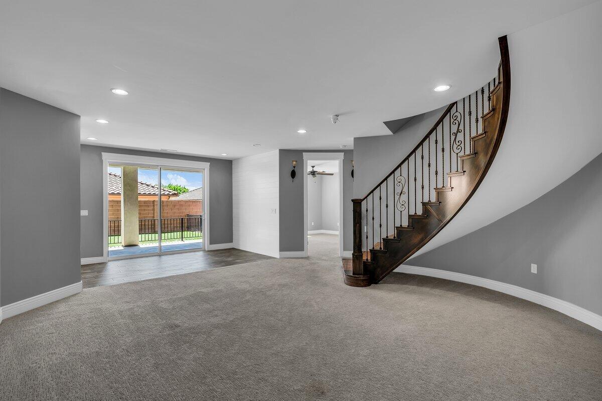 ESCALERA - Residential