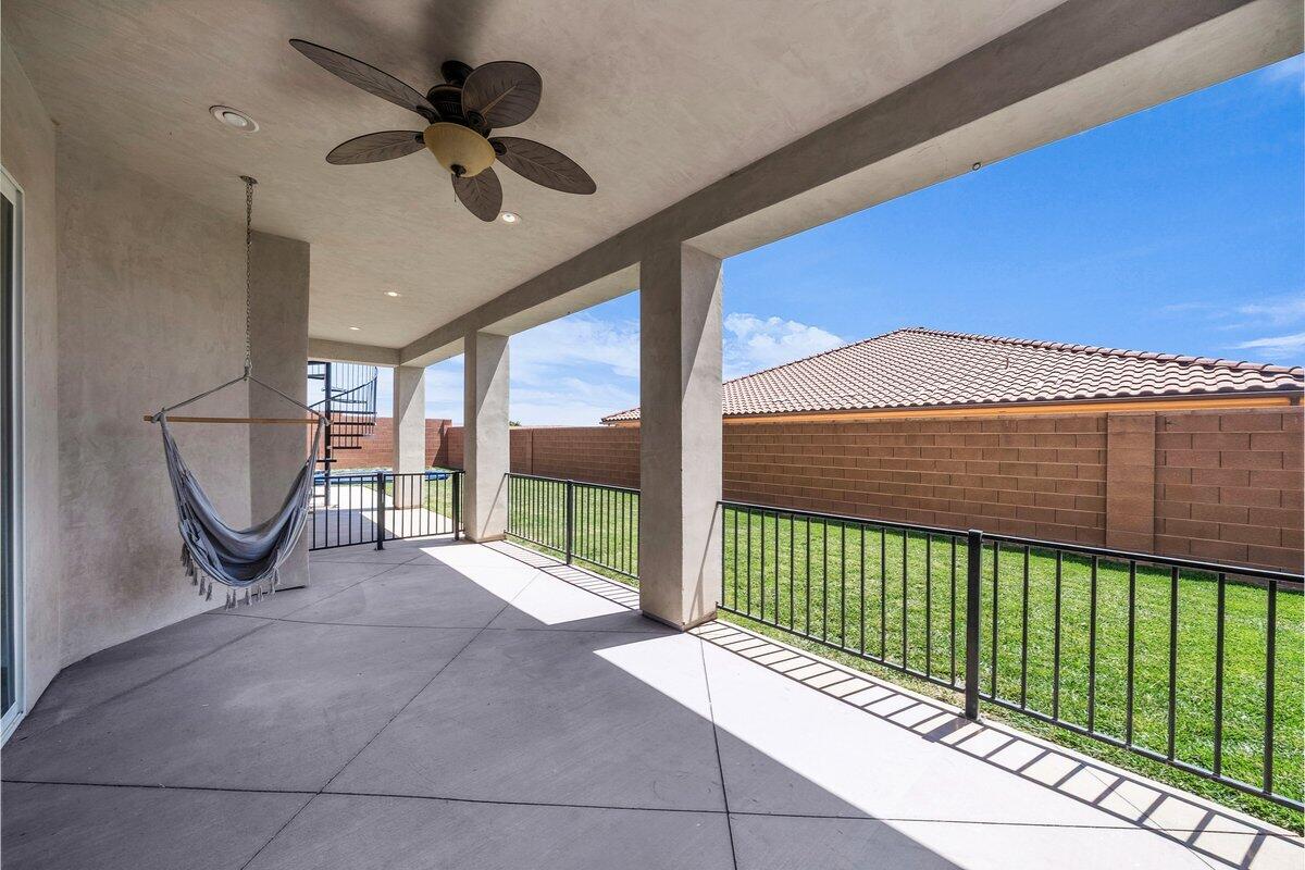ESCALERA - Residential