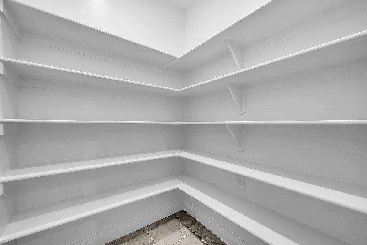 ESCALERA - Residential