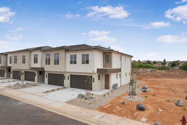 Photo of 959 N Manen ST, Washington, UT 84780 (MLS # 26-275113)