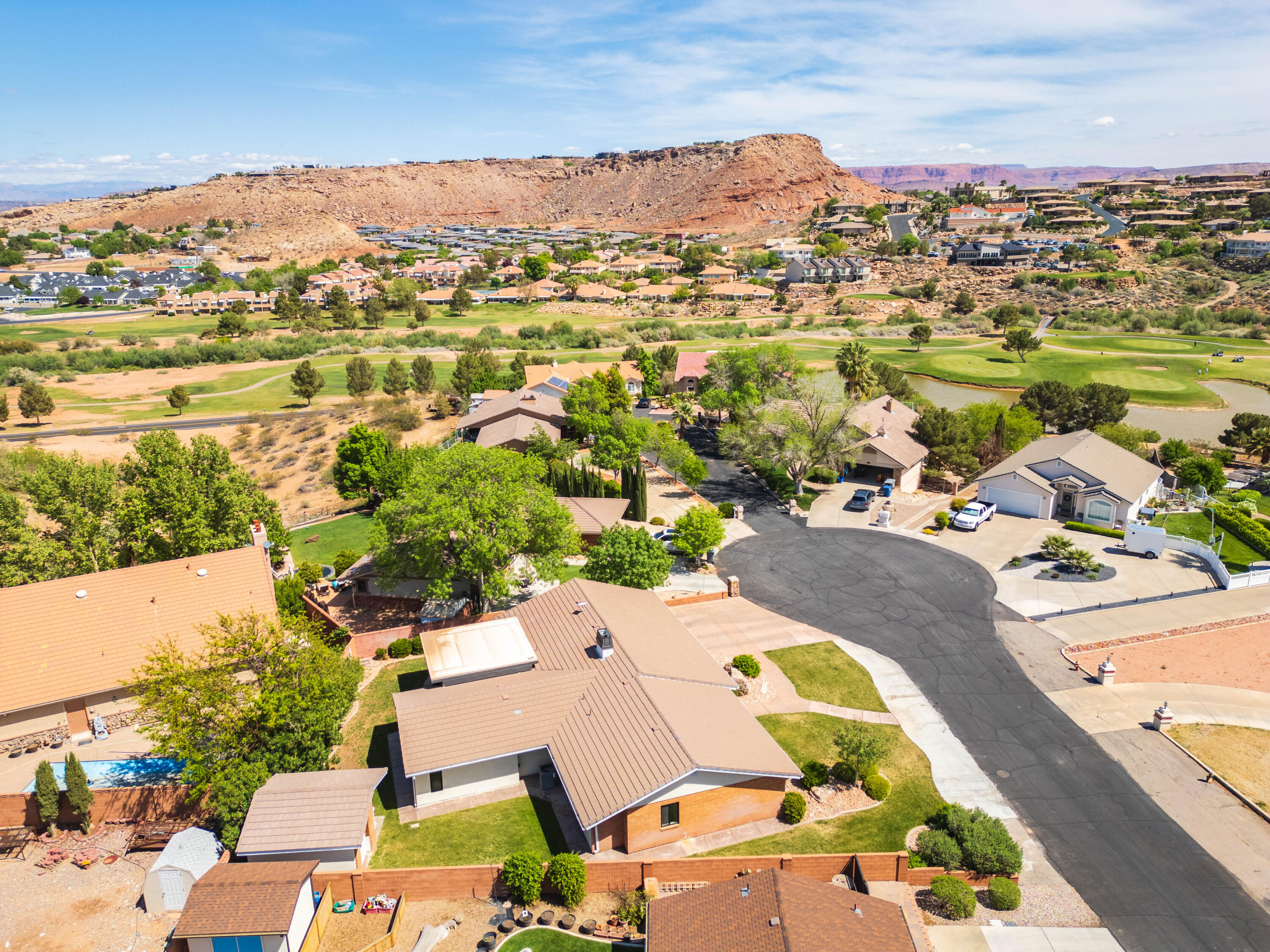 BLOOMINGTON HILLS - Residential