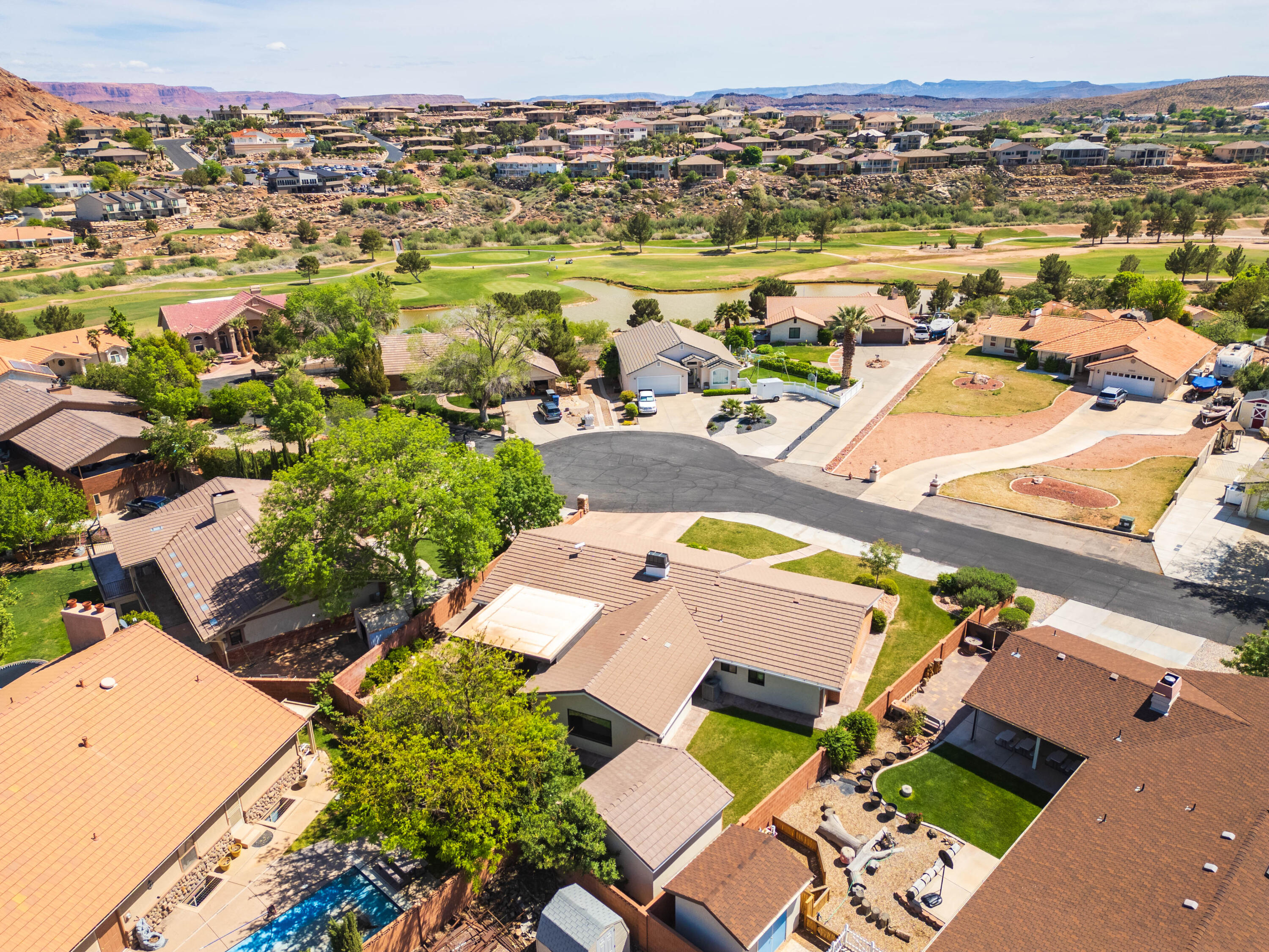 BLOOMINGTON HILLS - Residential