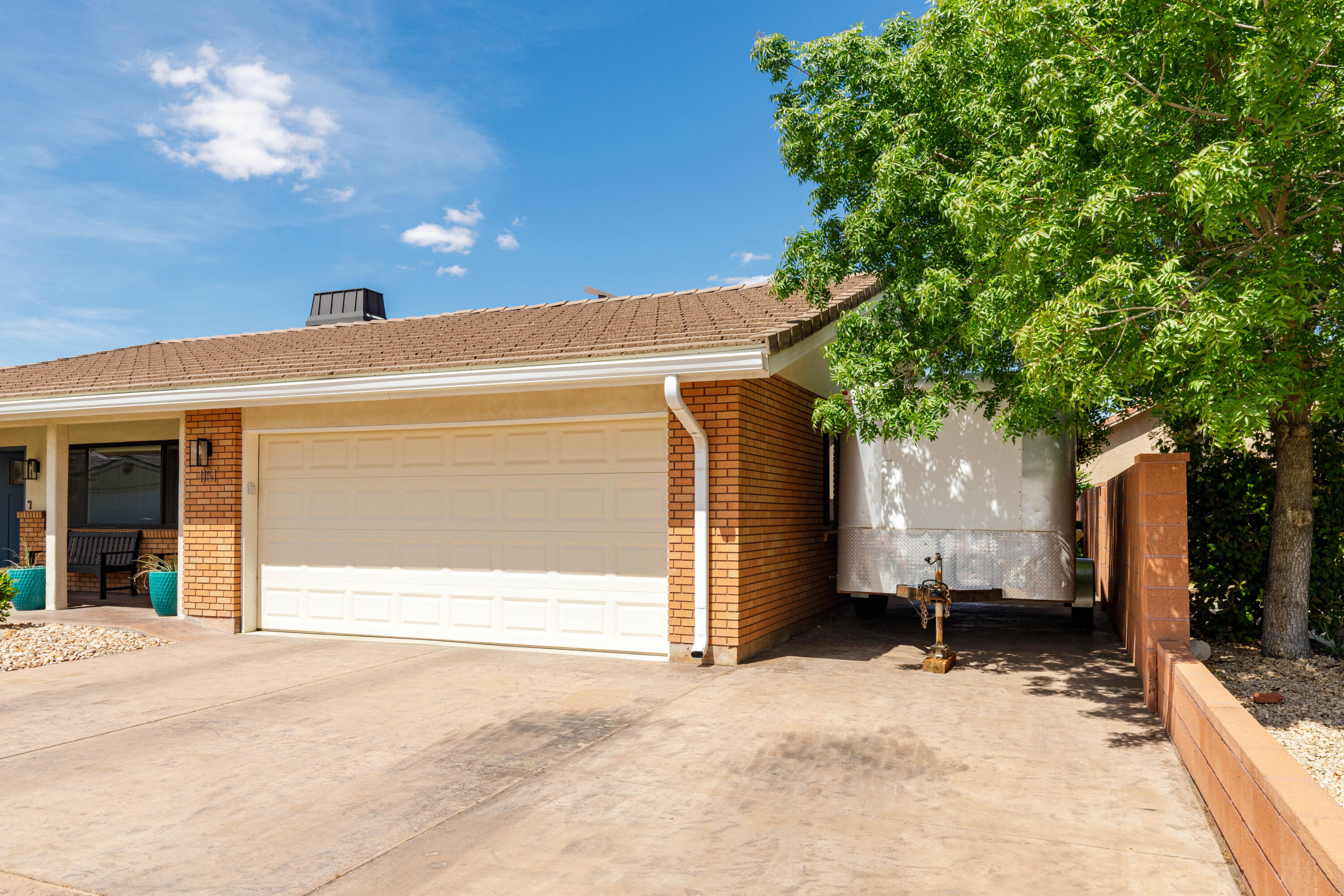 BLOOMINGTON HILLS - Residential