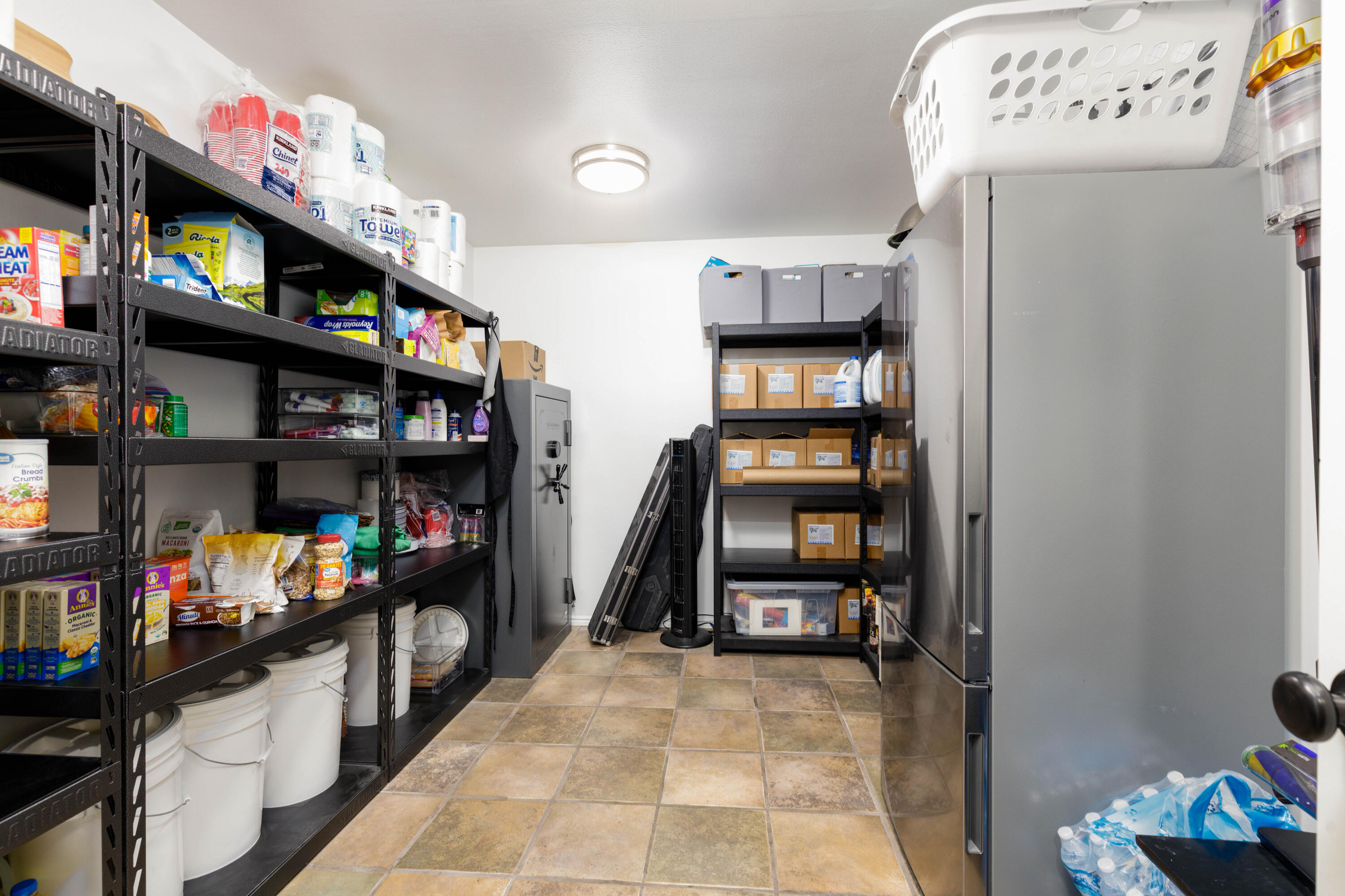 BLOOMINGTON HILLS - Residential