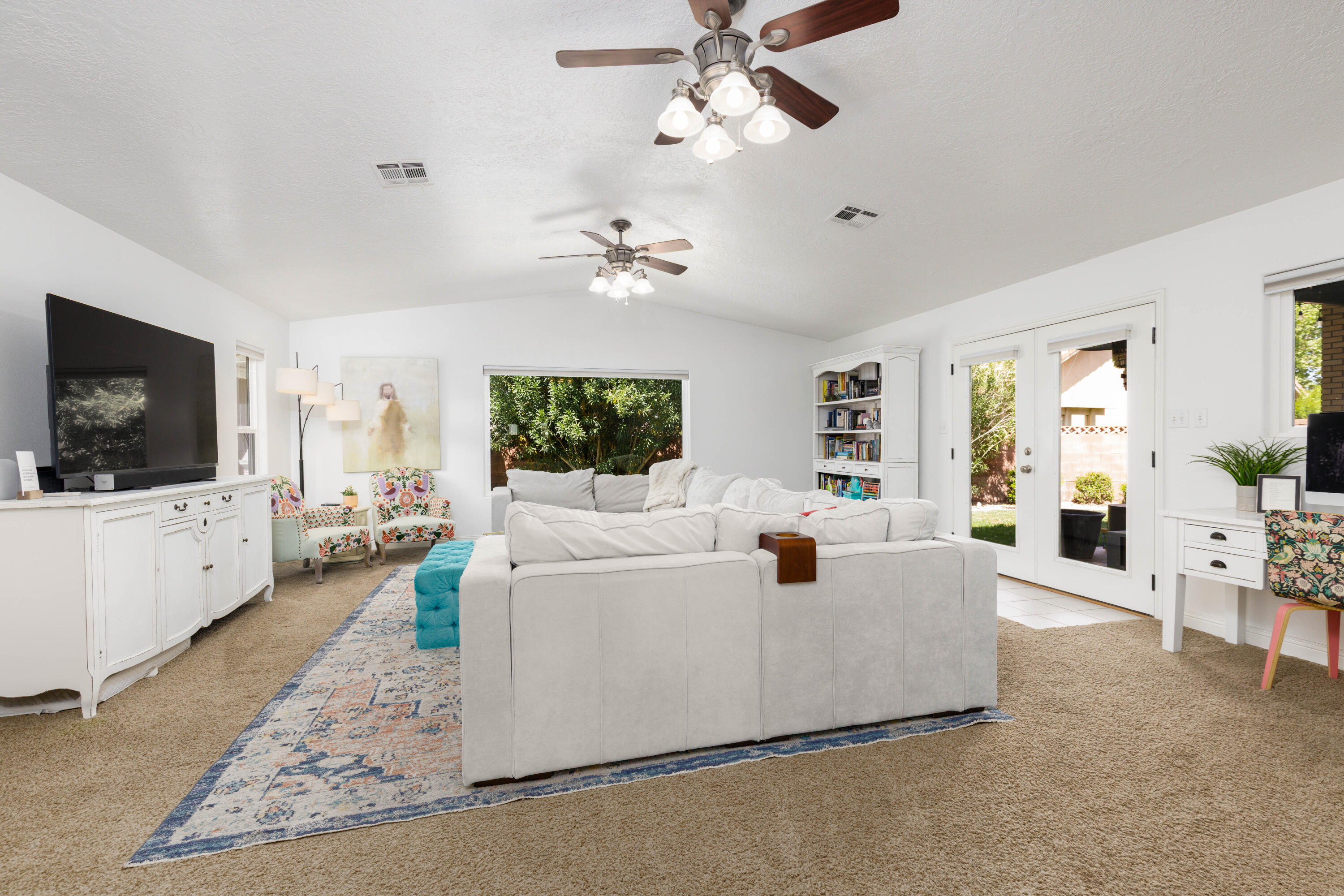 BLOOMINGTON HILLS - Residential