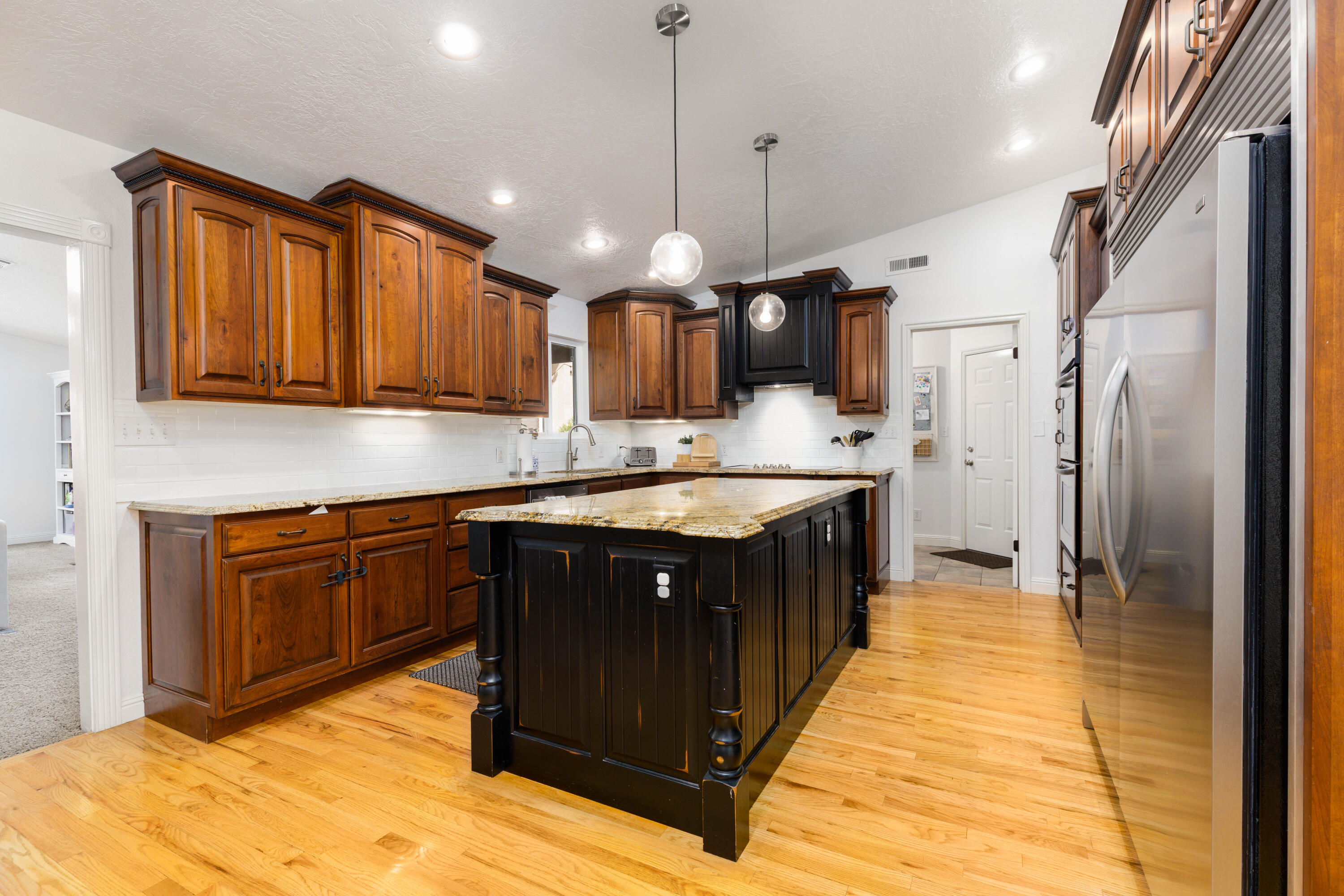 BLOOMINGTON HILLS - Residential