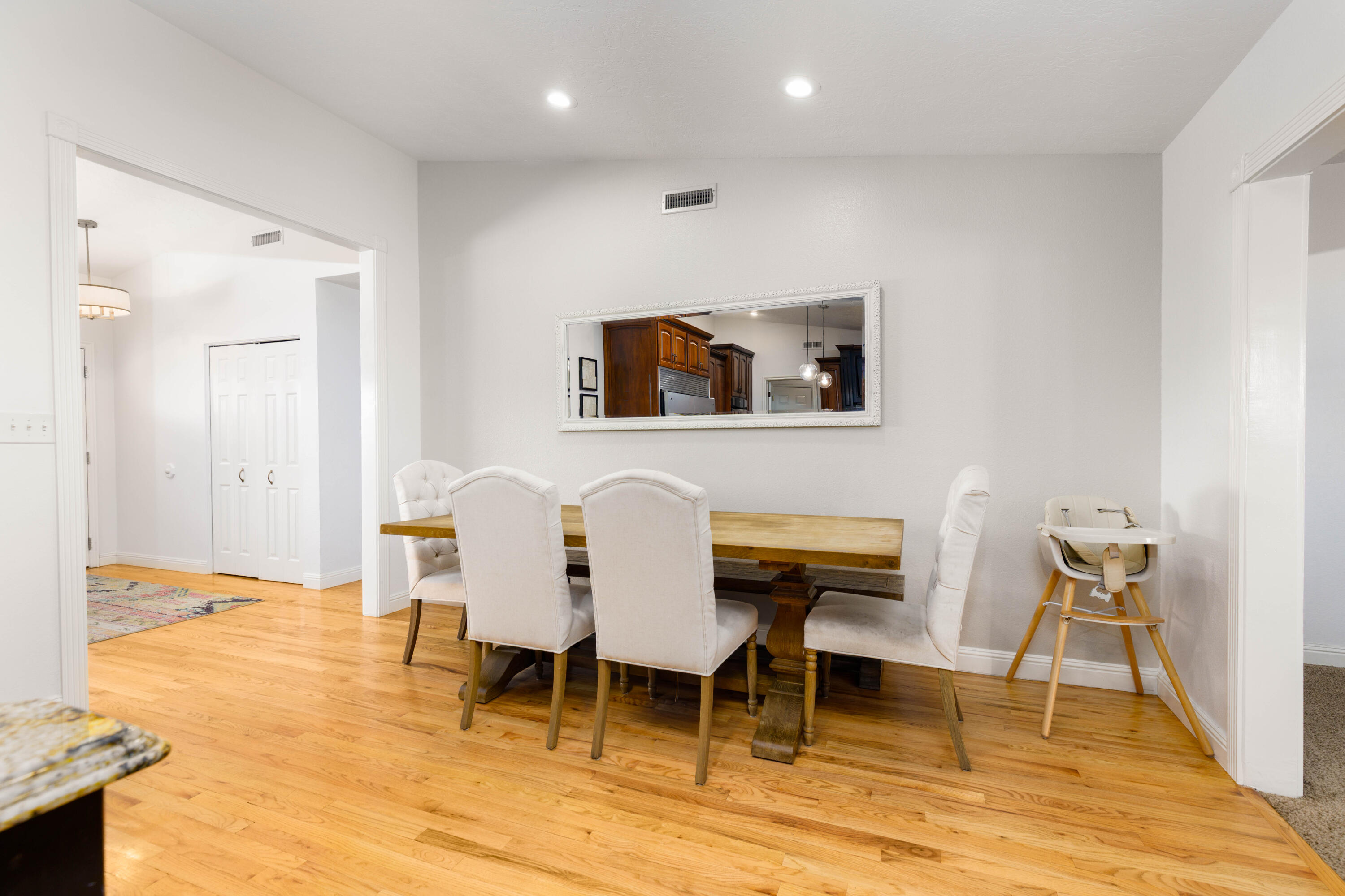 BLOOMINGTON HILLS - Residential