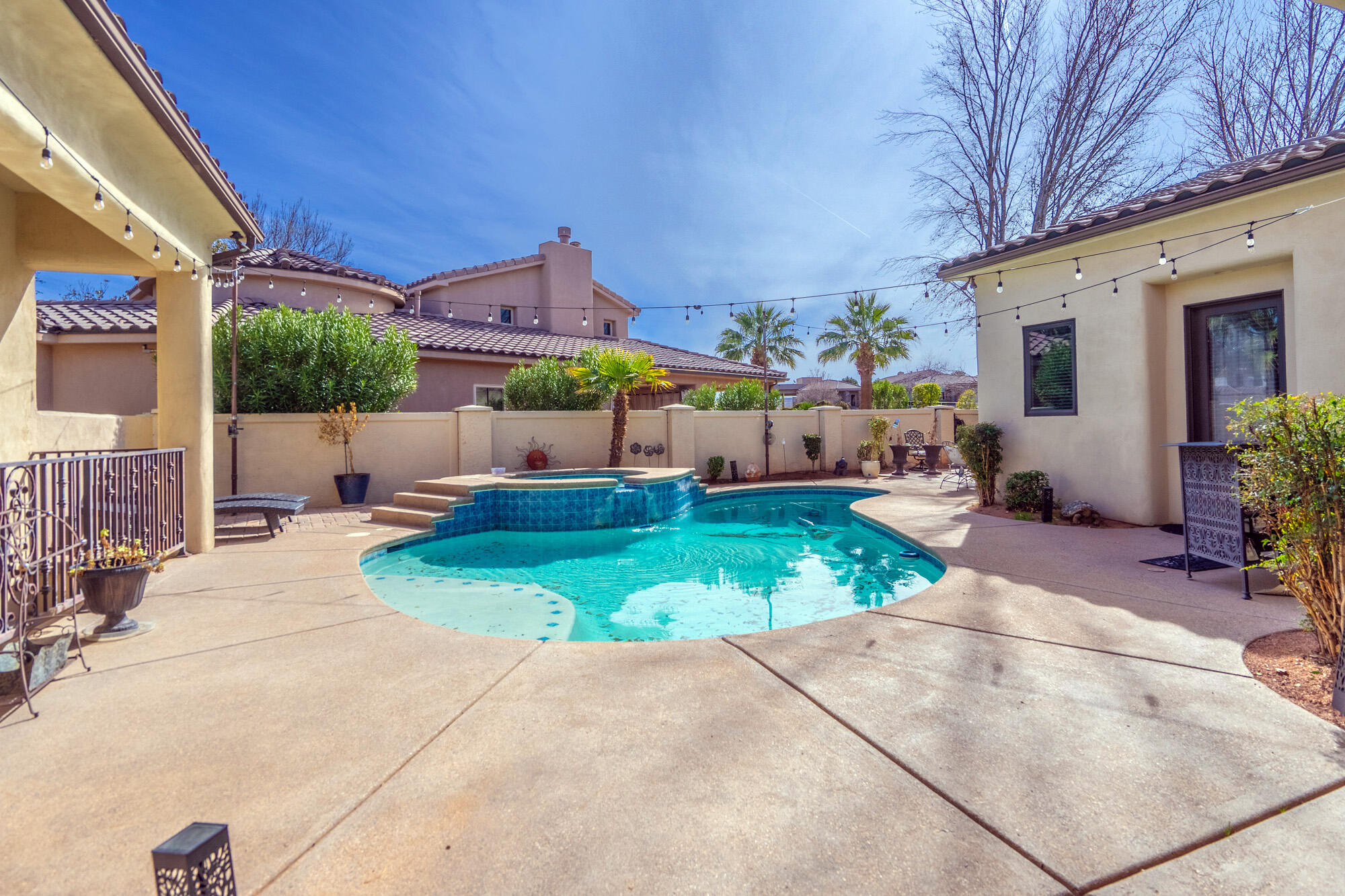 VILLA BONITA ESTATES - Residential