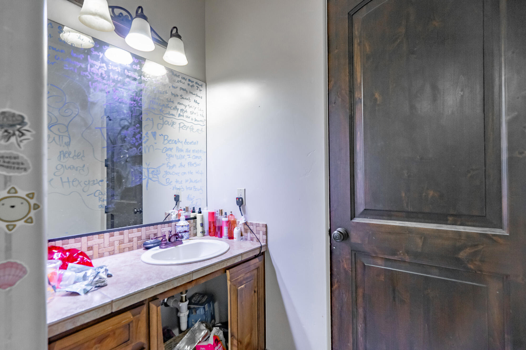 VILLA BONITA ESTATES - Residential