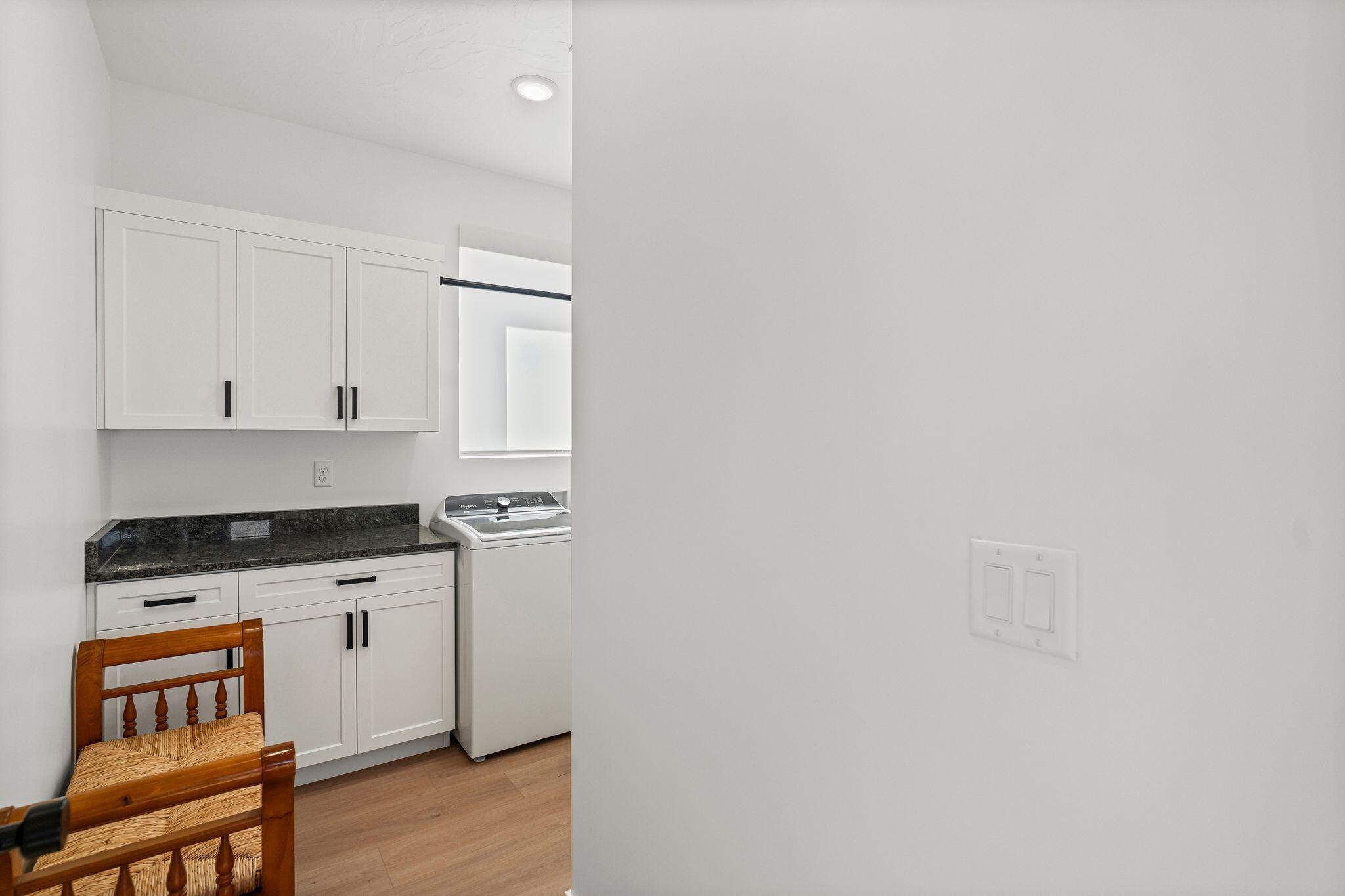 DESERT FLOWER - Residential