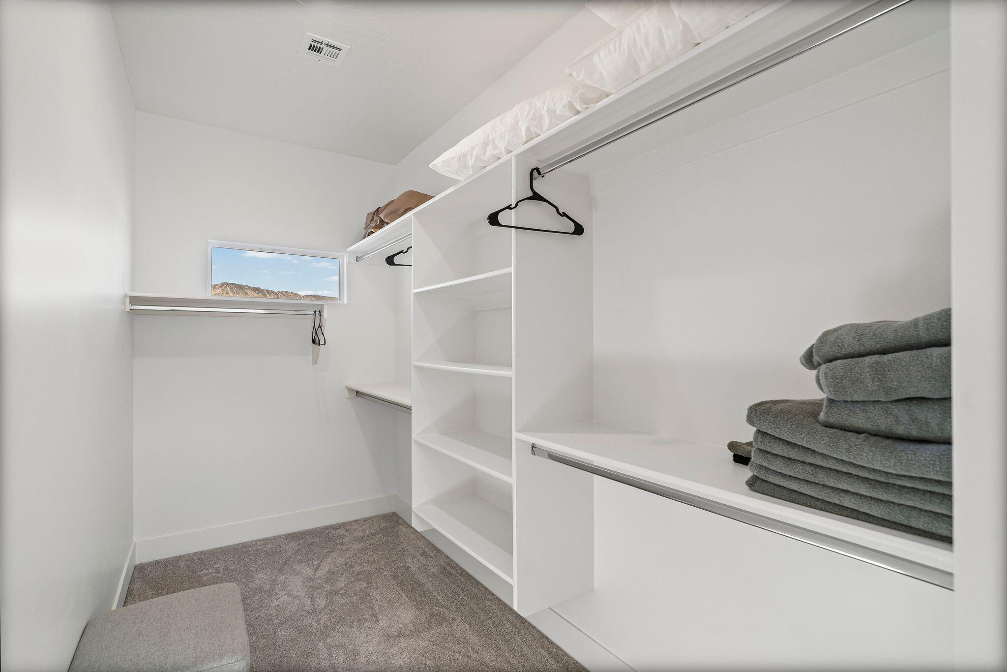 DESERT FLOWER - Residential