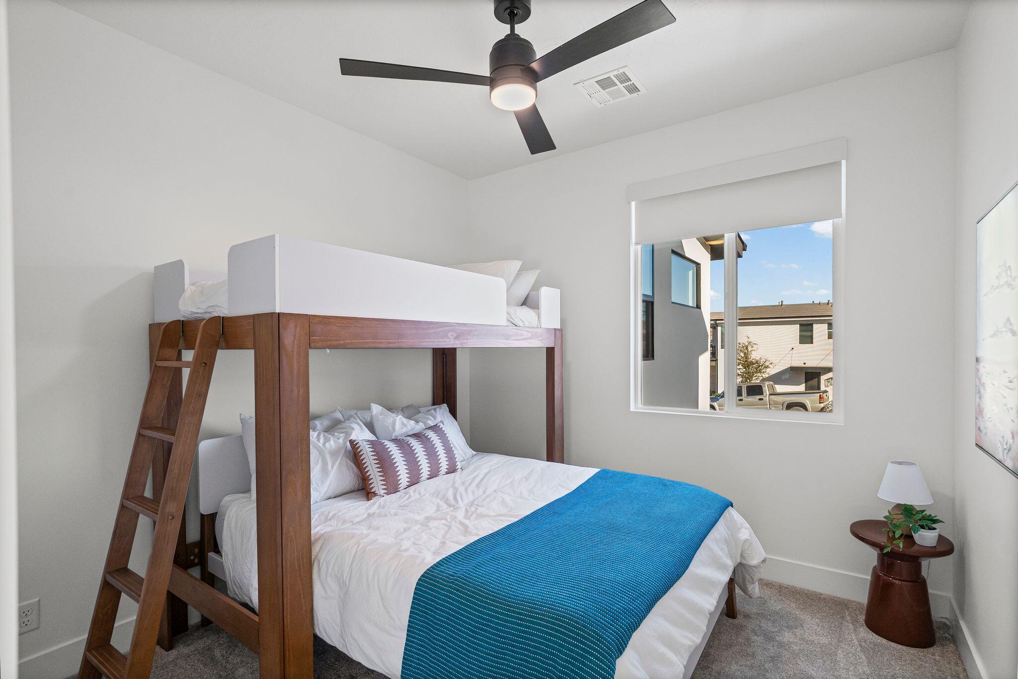 DESERT FLOWER - Residential