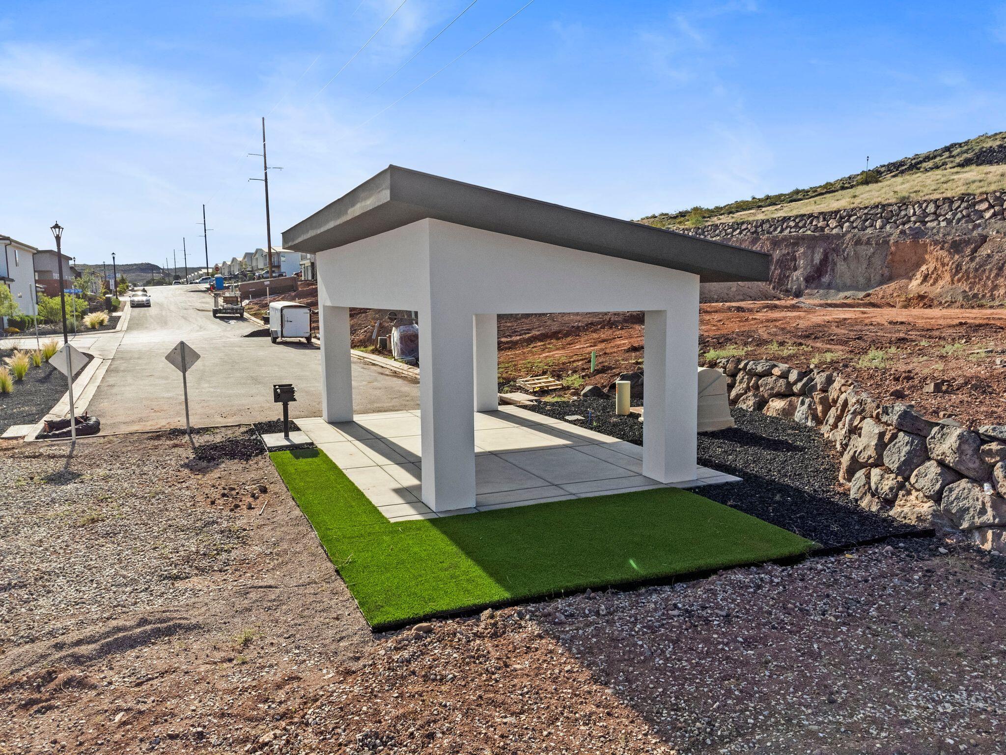 DESERT FLOWER - Residential