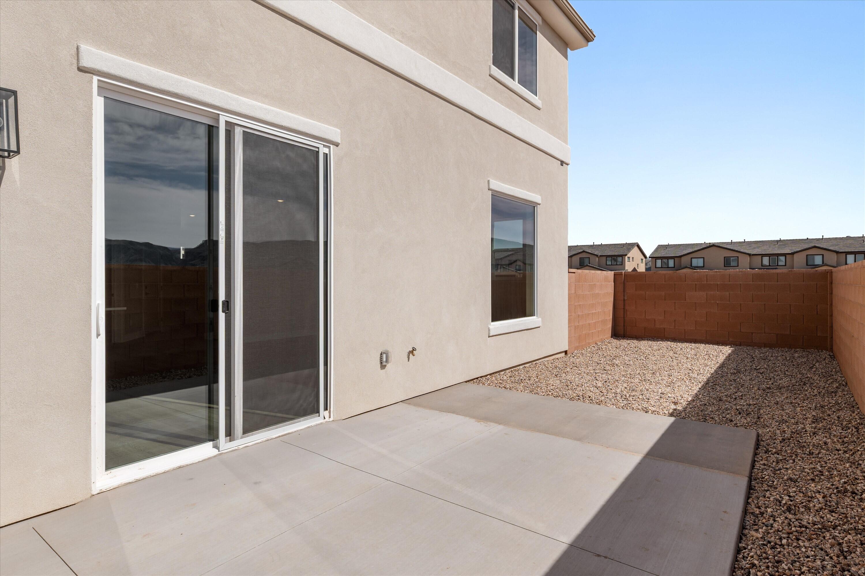 HURRICANE HEIGHTS TOWNHOMES - Residential