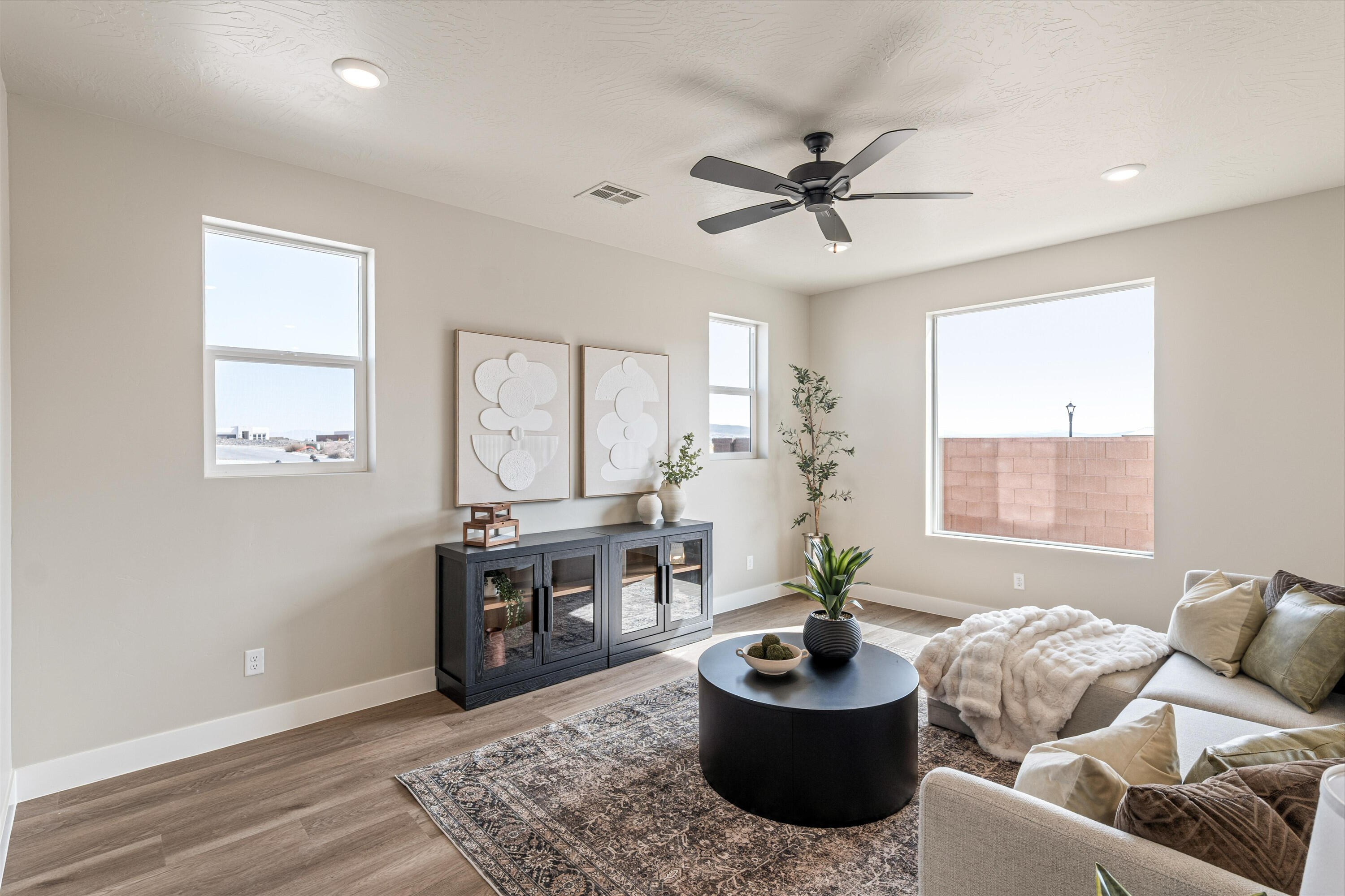 HURRICANE HEIGHTS TOWNHOMES - Residential