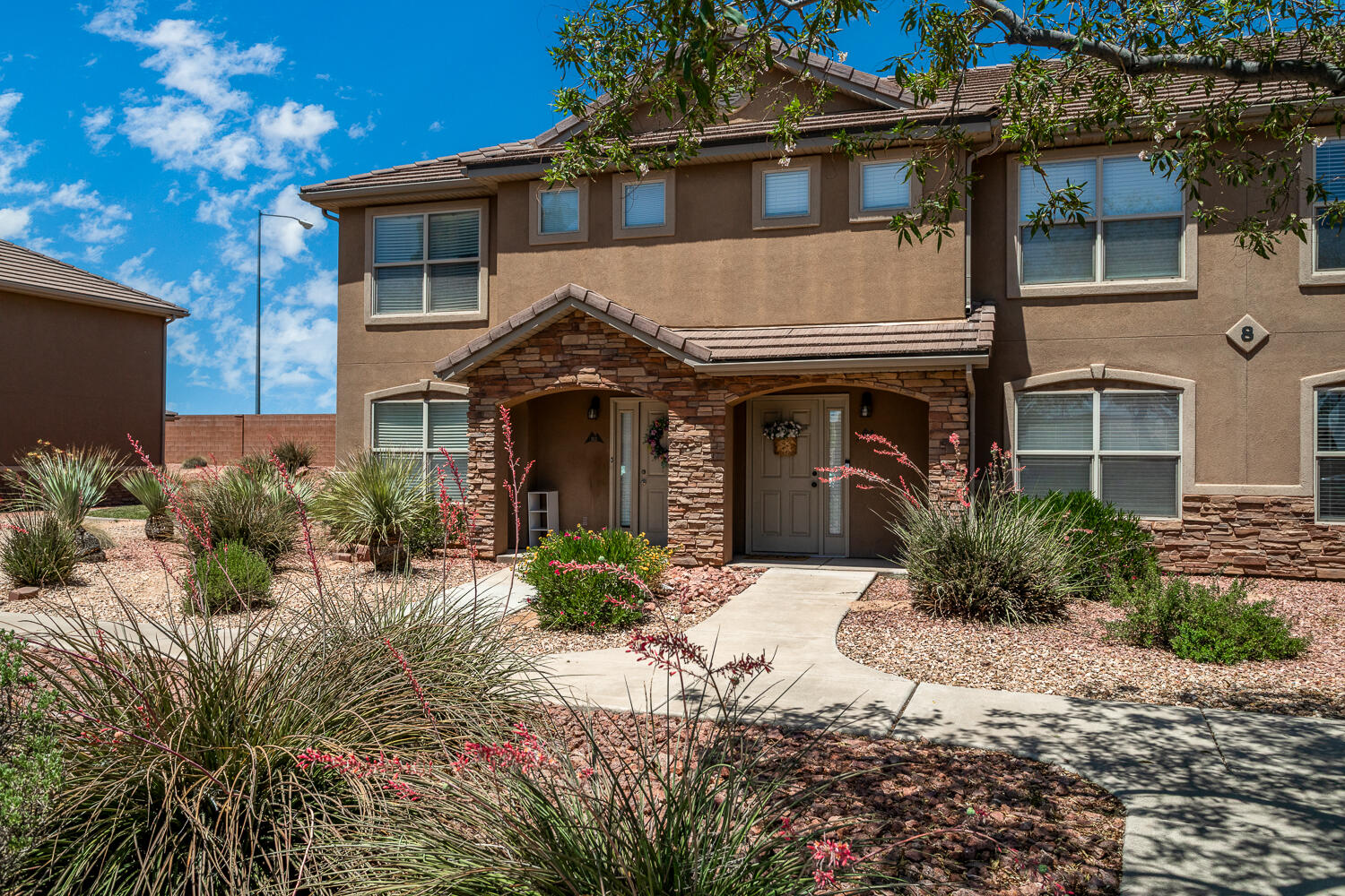 HIDDEN VALLEY TOWN HOMES - Residential