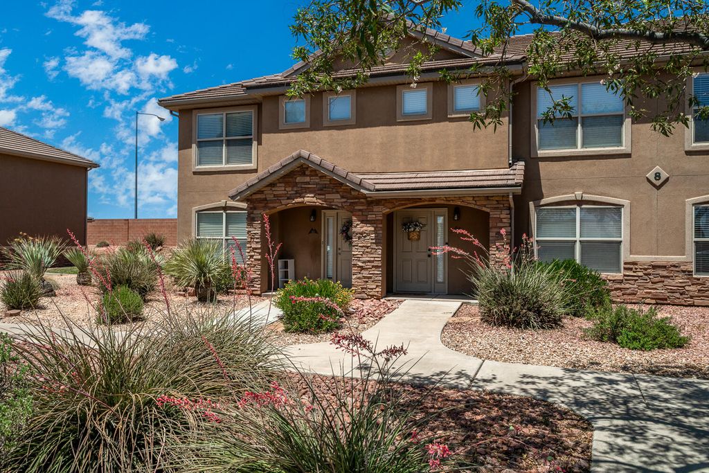 Photo of 3155 S Hidden Valley DR 112 #112, Saint George, UT 84790 (MLS # 26-272445)