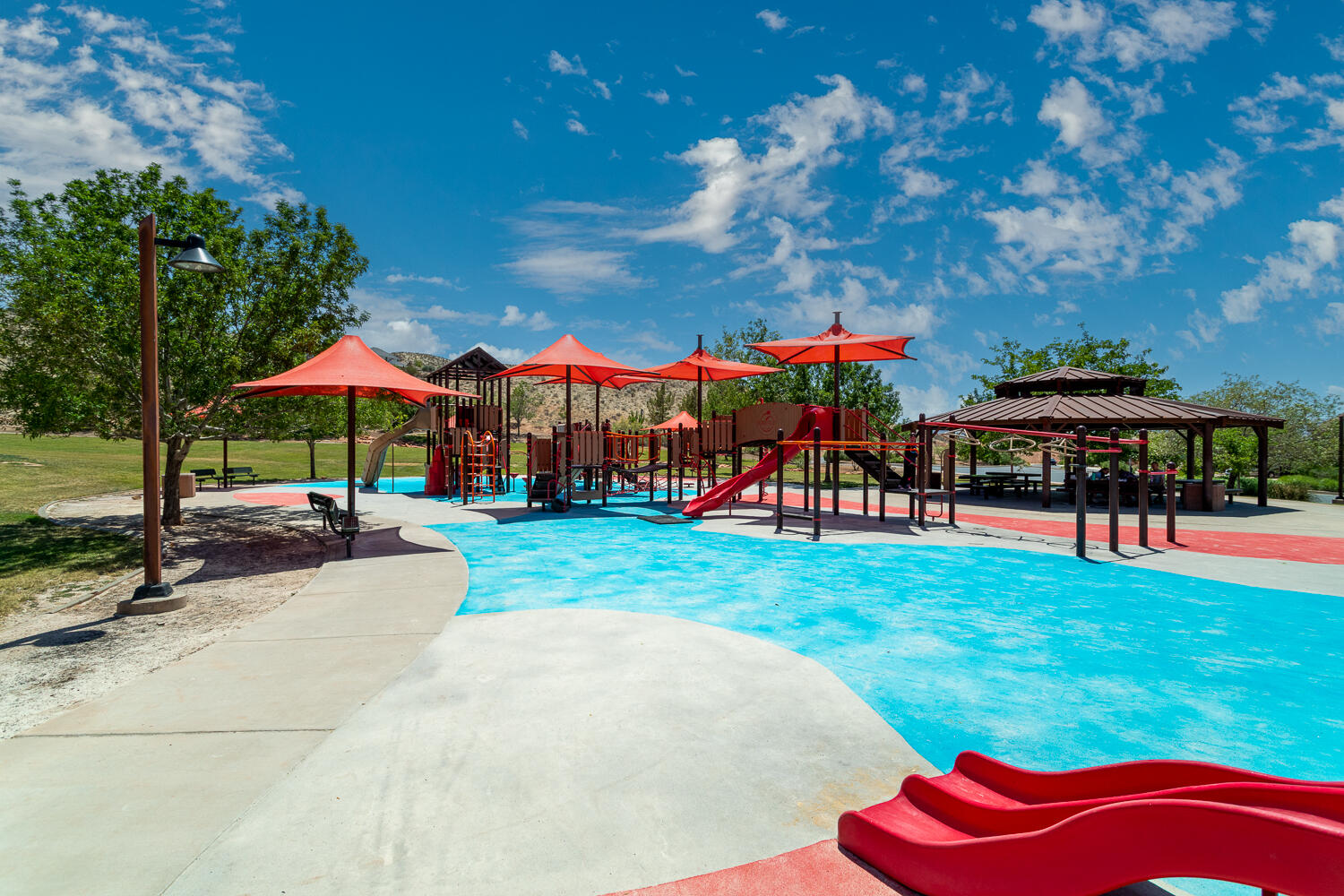 HIDDEN VALLEY TOWN HOMES - Residential