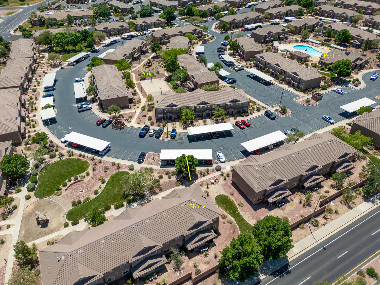 HIDDEN VALLEY TOWN HOMES - Residential