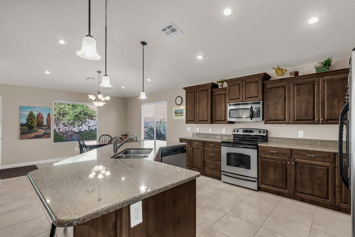 OLIVE GROVE - Residential
